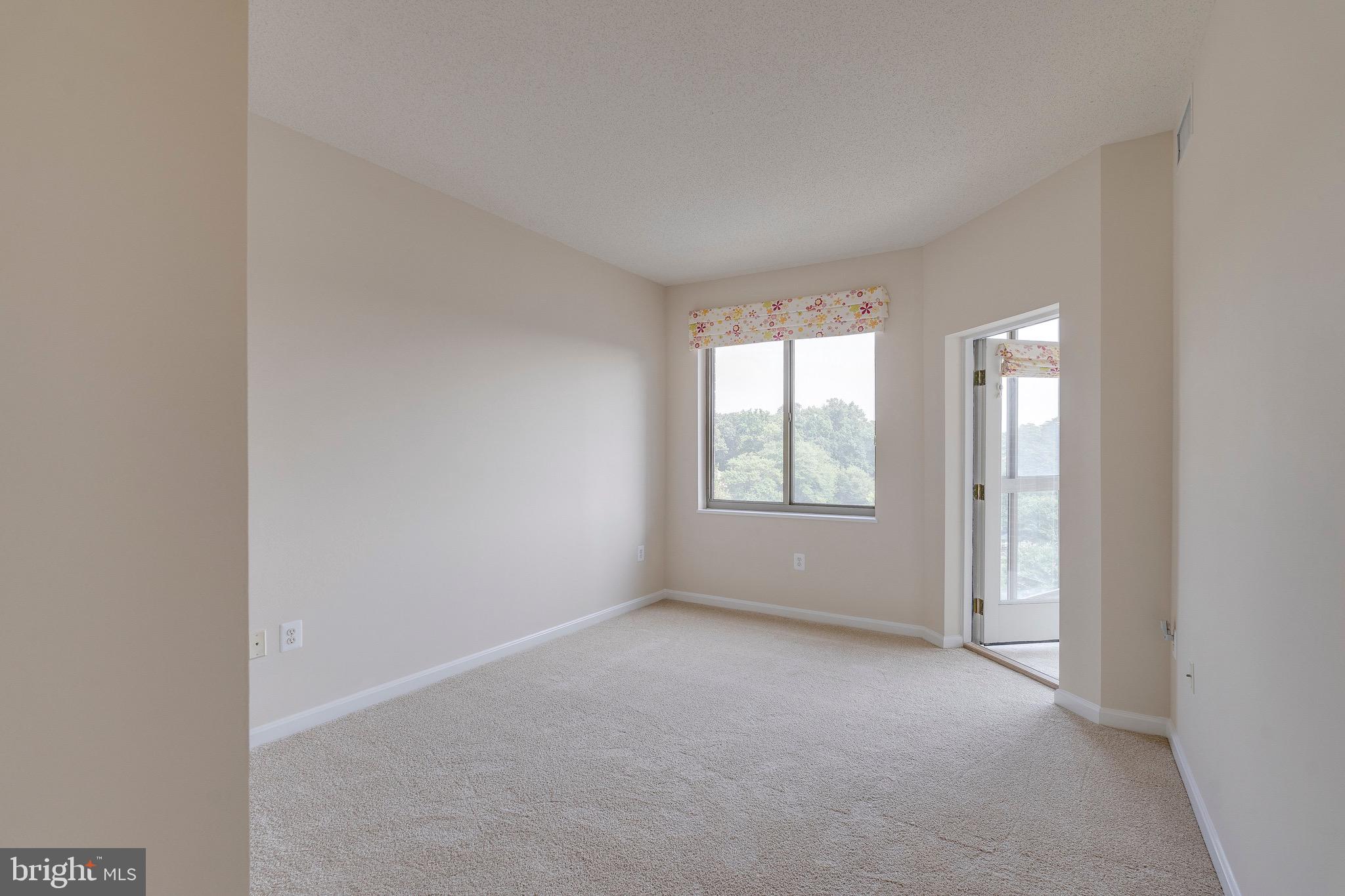 OVERLOOK AT LEISURE WORLD - Residential