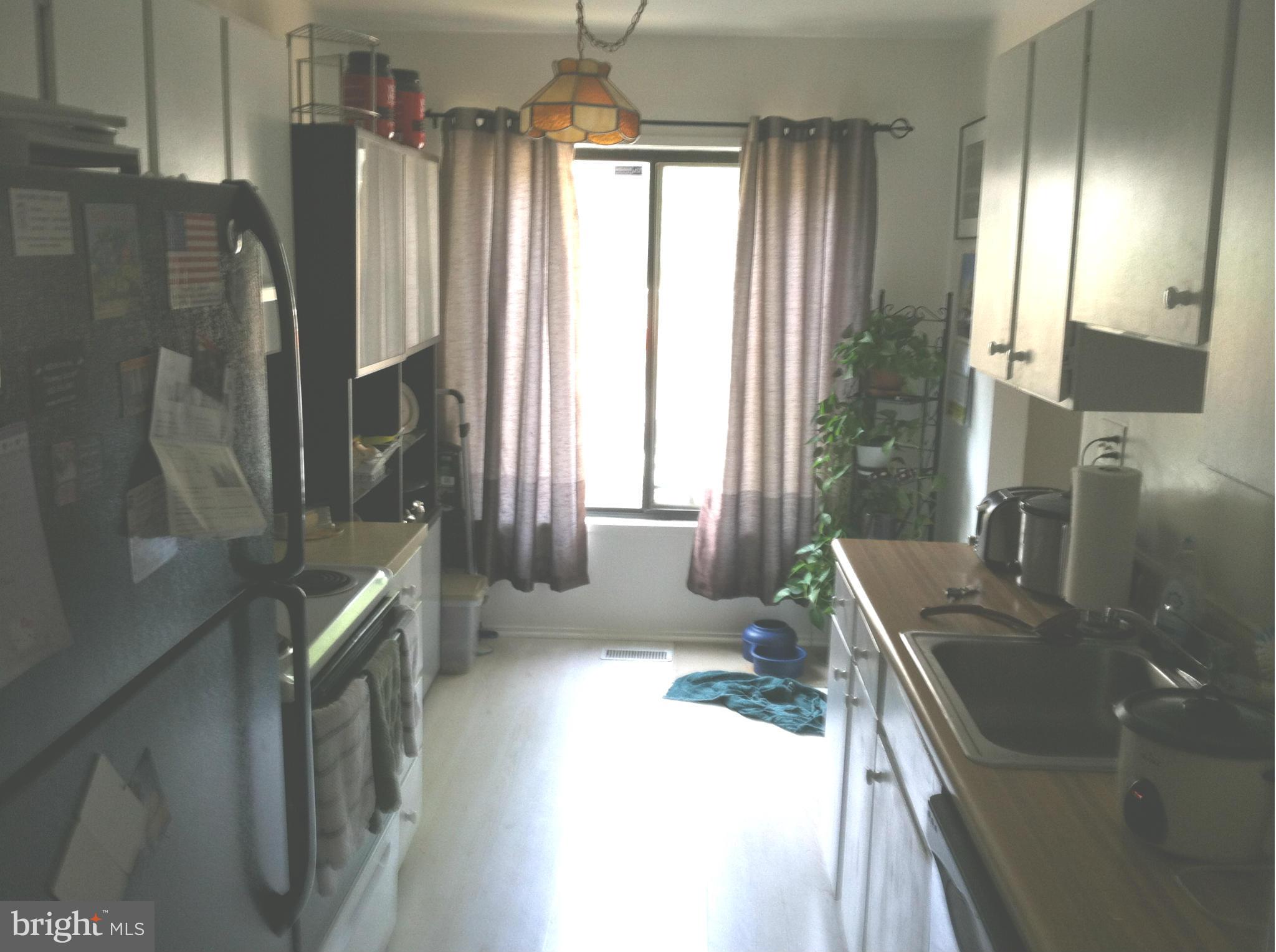 ESSEX PLACE - Residential