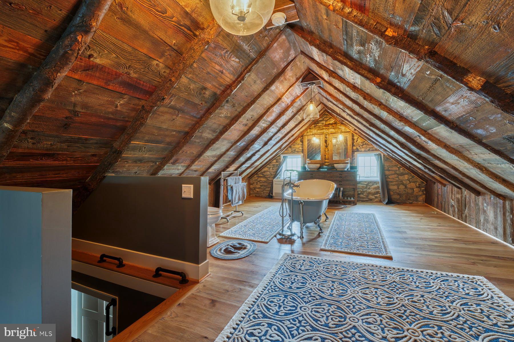 BLOOMFIELD - Residential