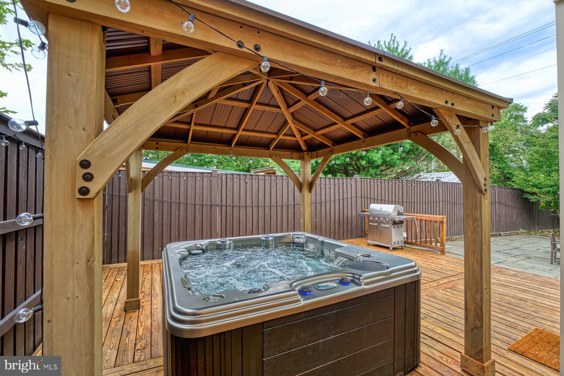 BLOOMFIELD - Residential