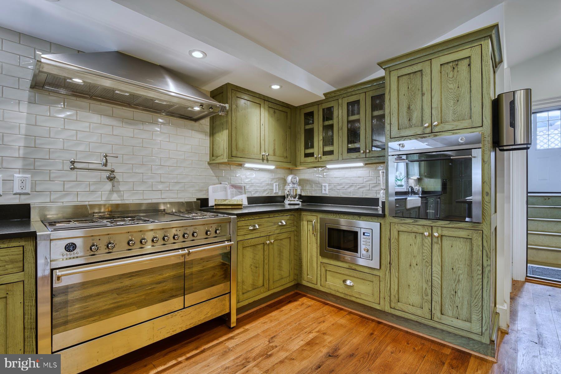 BLOOMFIELD - Residential