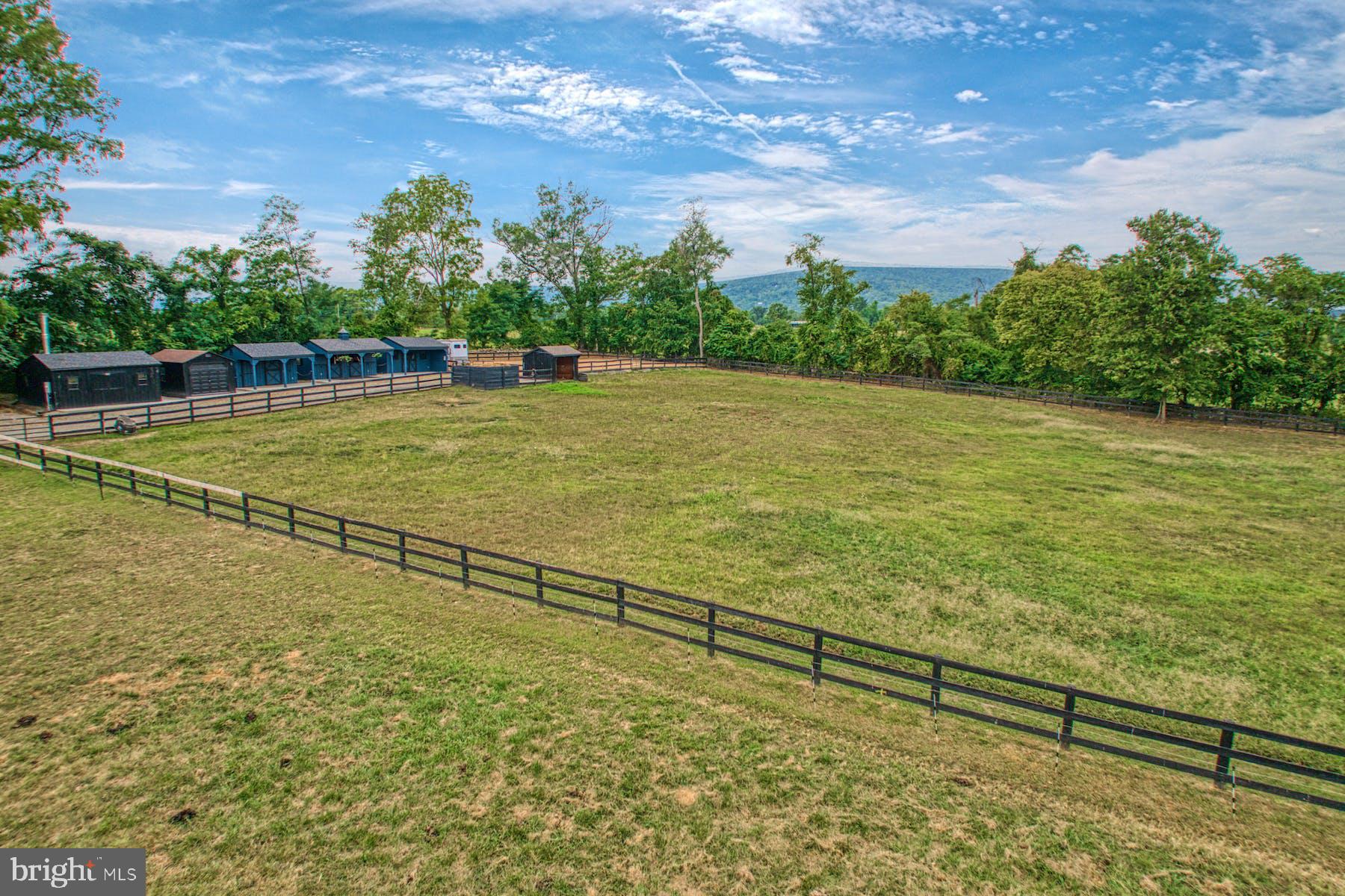 BLOOMFIELD - Residential