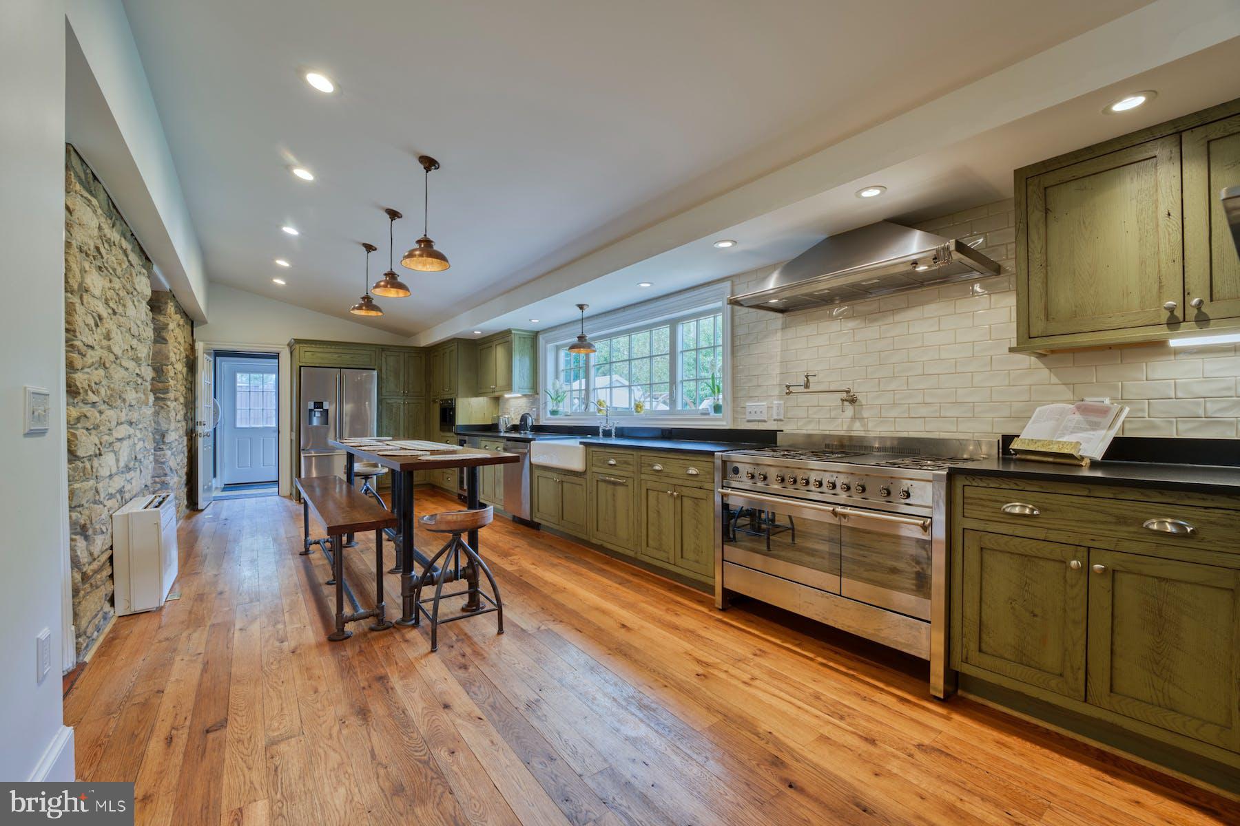 BLOOMFIELD - Residential