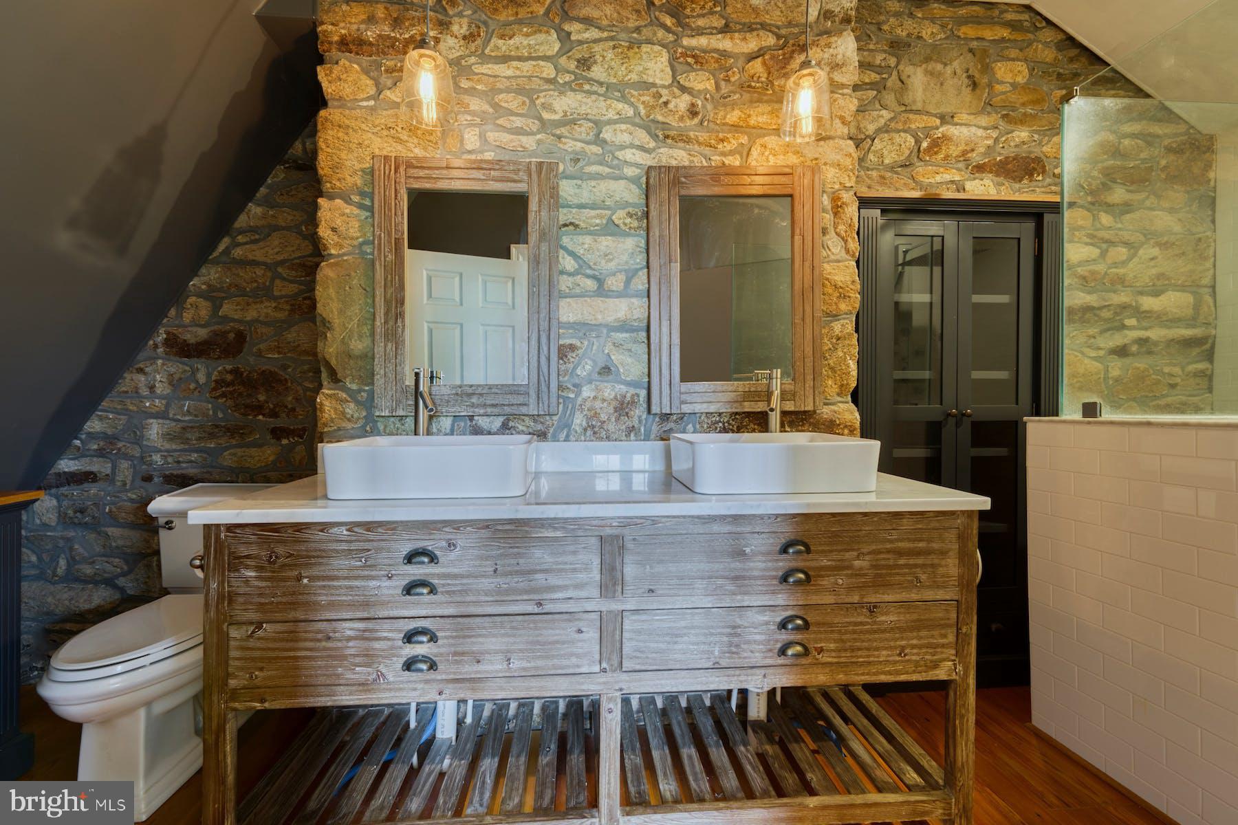 BLOOMFIELD - Residential