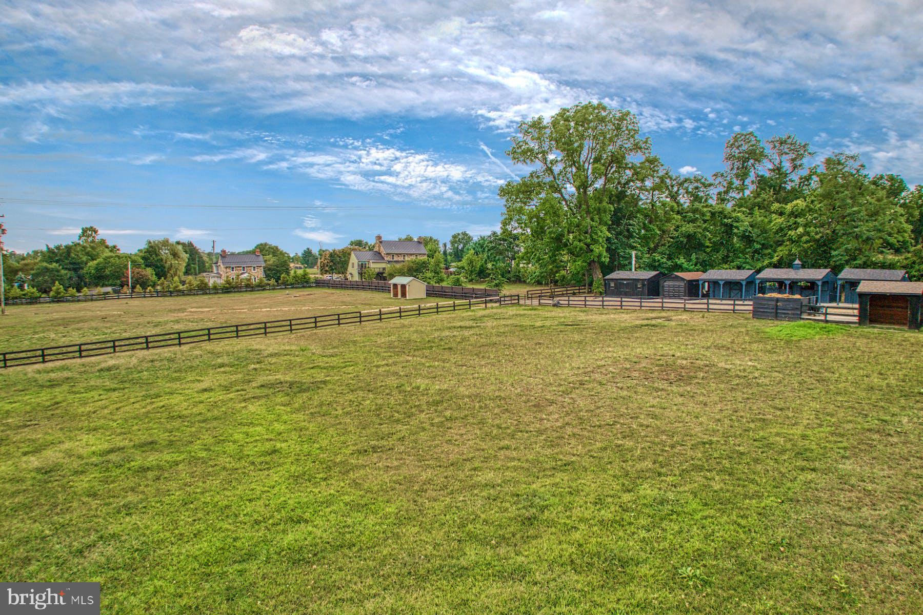 BLOOMFIELD - Residential