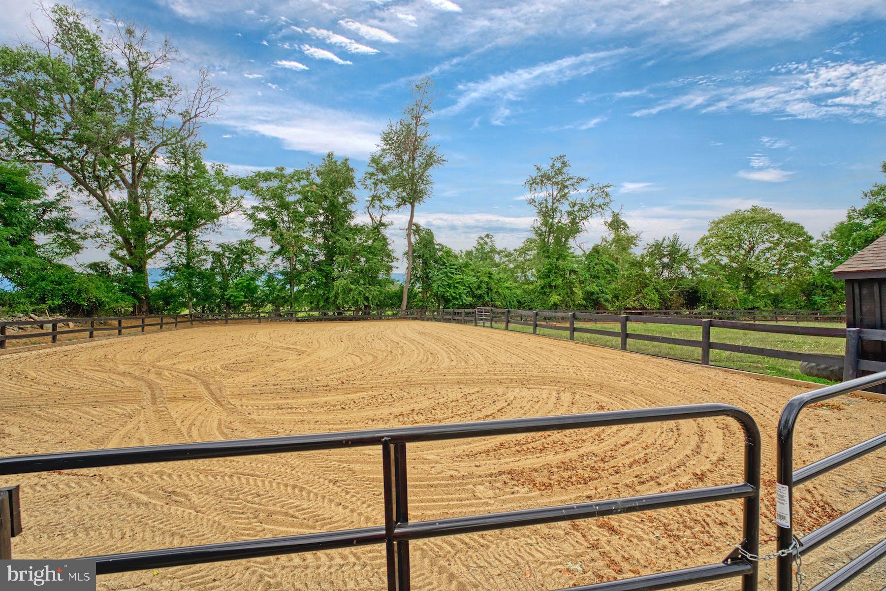 BLOOMFIELD - Residential