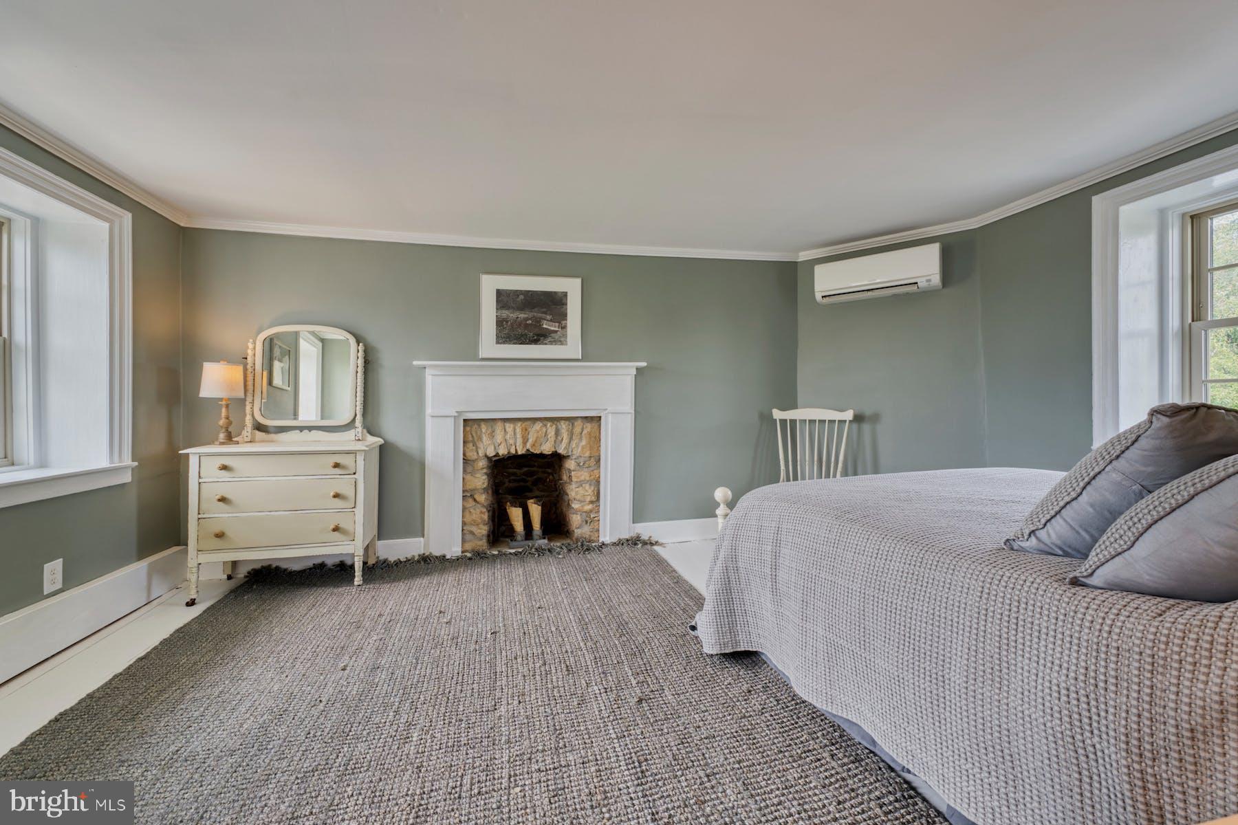 BLOOMFIELD - Residential