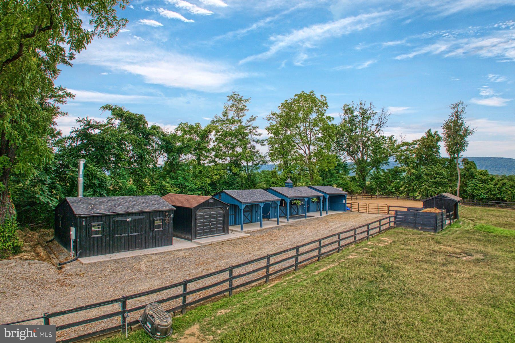 BLOOMFIELD - Residential