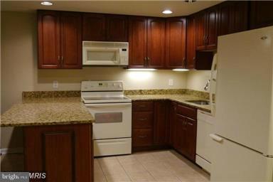 PENTHOUSE - Residential Lease