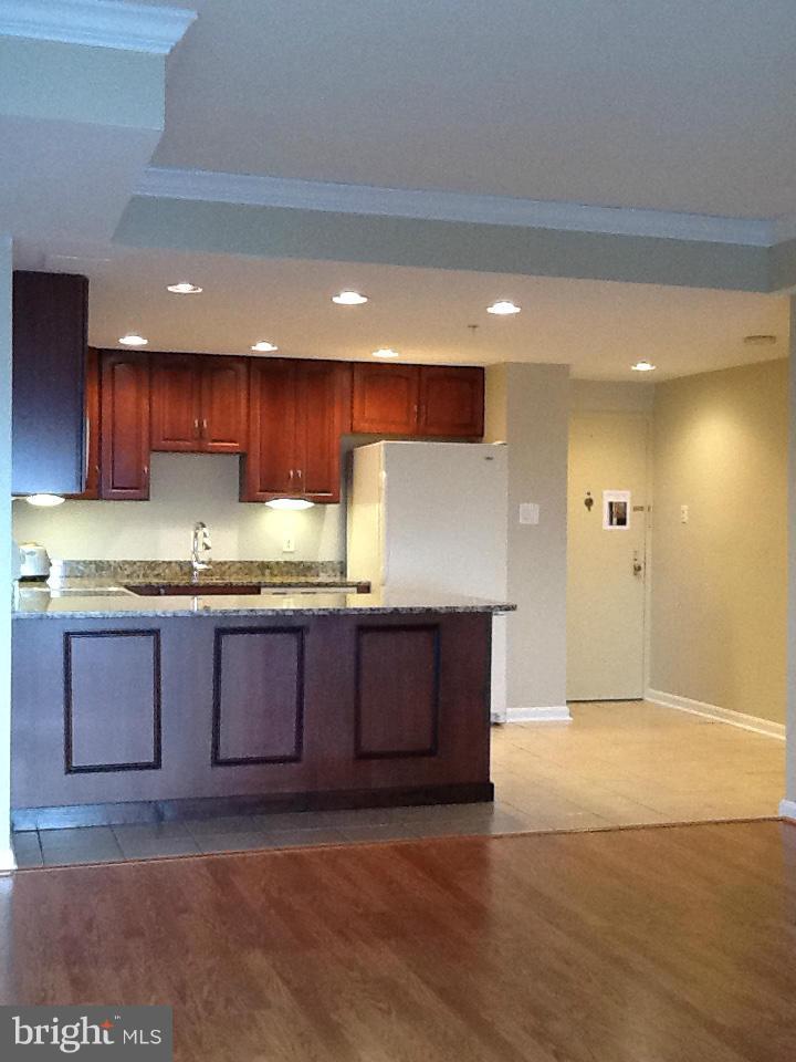 PENTHOUSE - Residential Lease