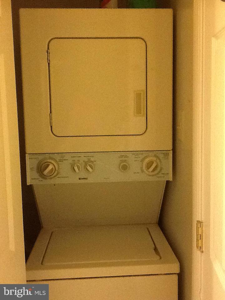 PENTHOUSE - Residential Lease