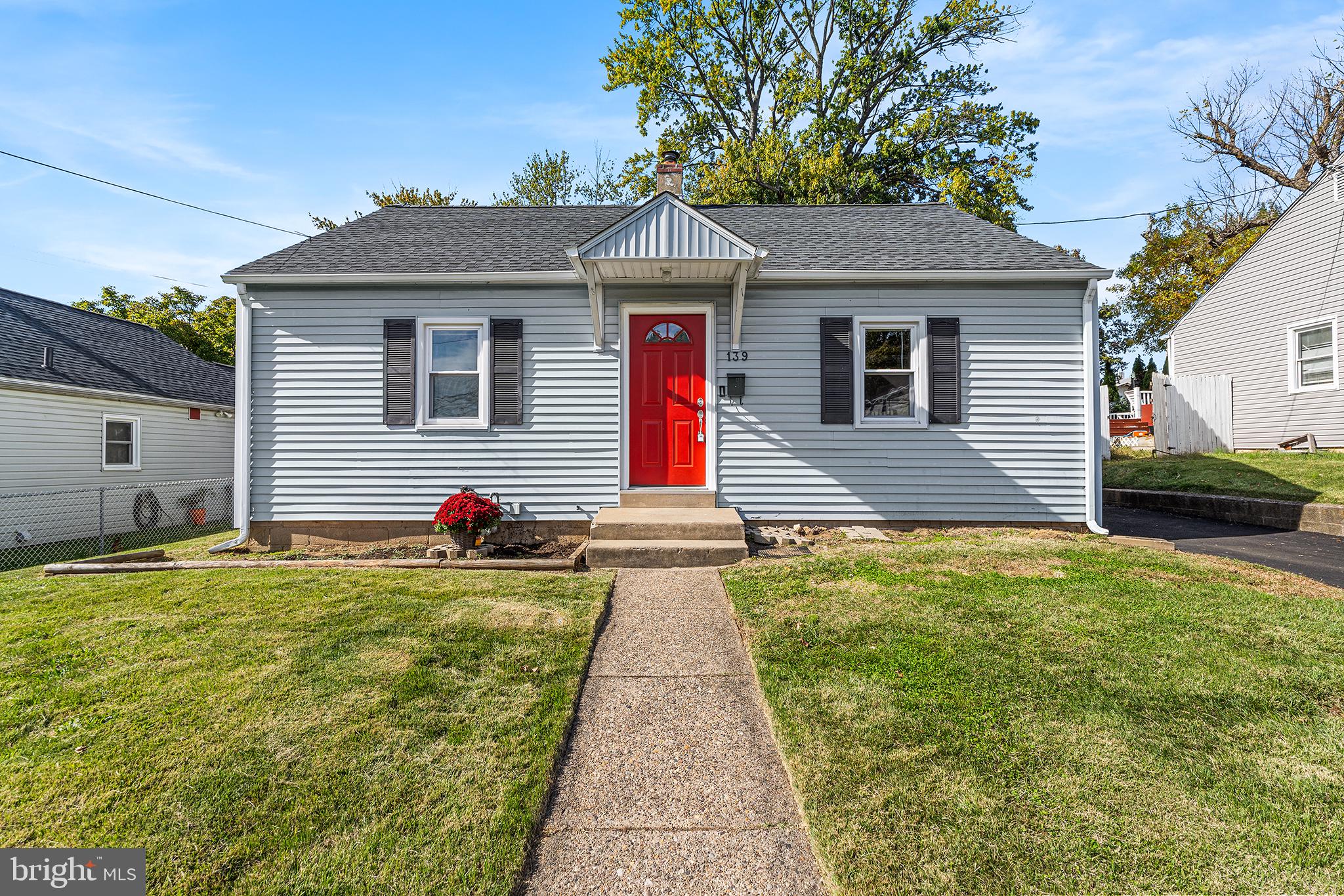 139 HENDERSON AVENUE
