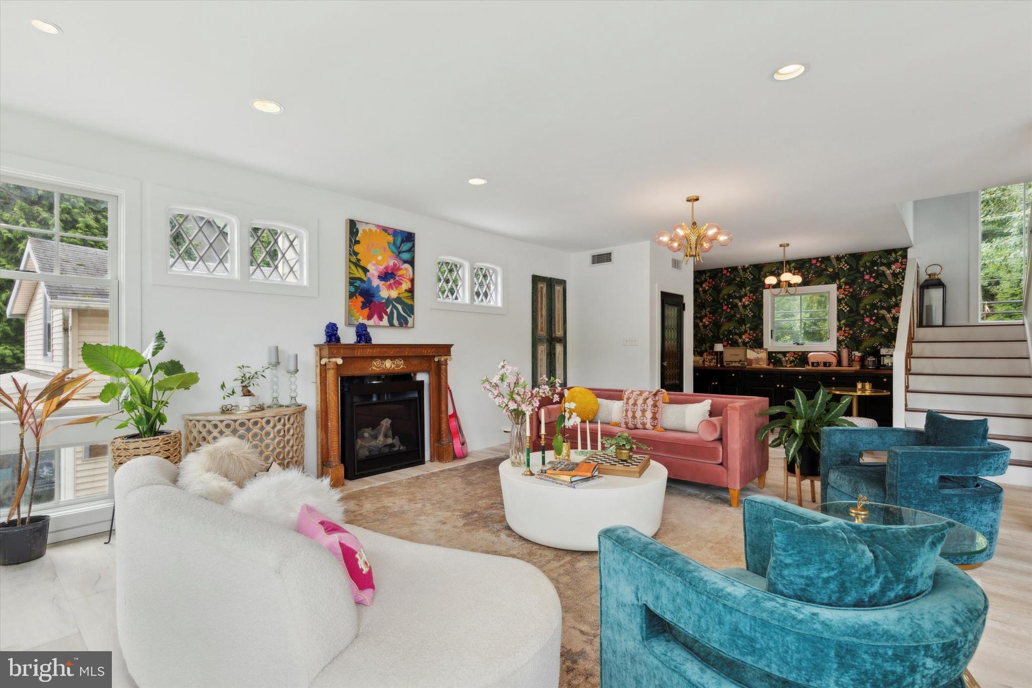 GLADWYNE - Residential