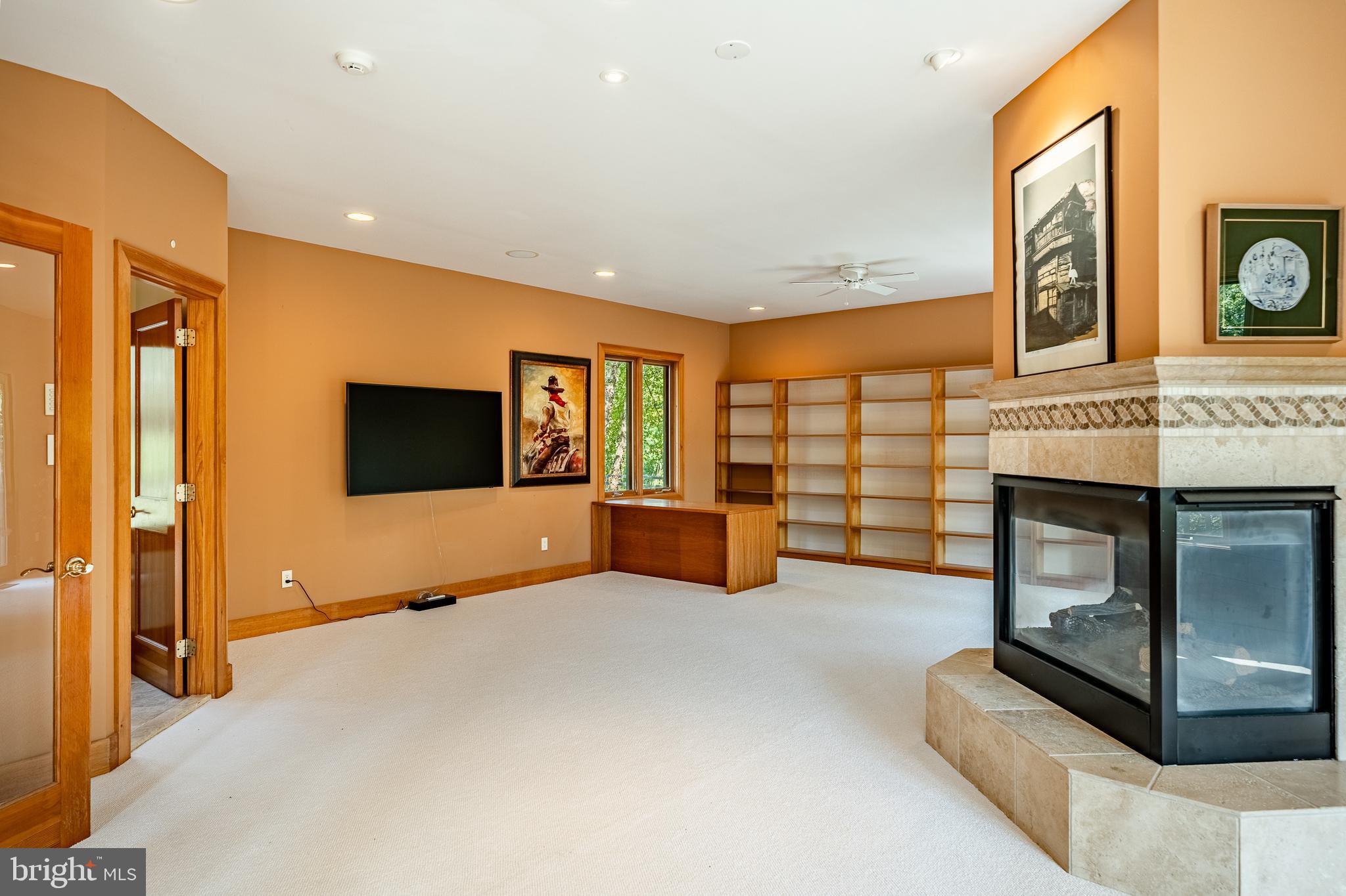 BRANDYWINE HUNT - Residential