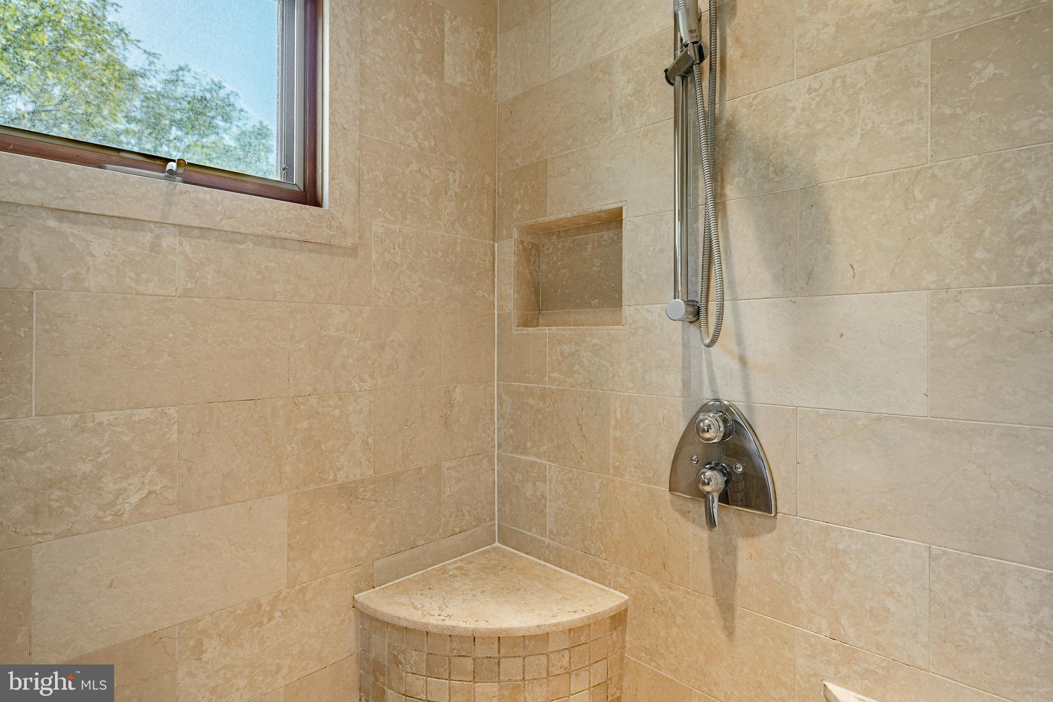 BRANDYWINE HUNT - Residential