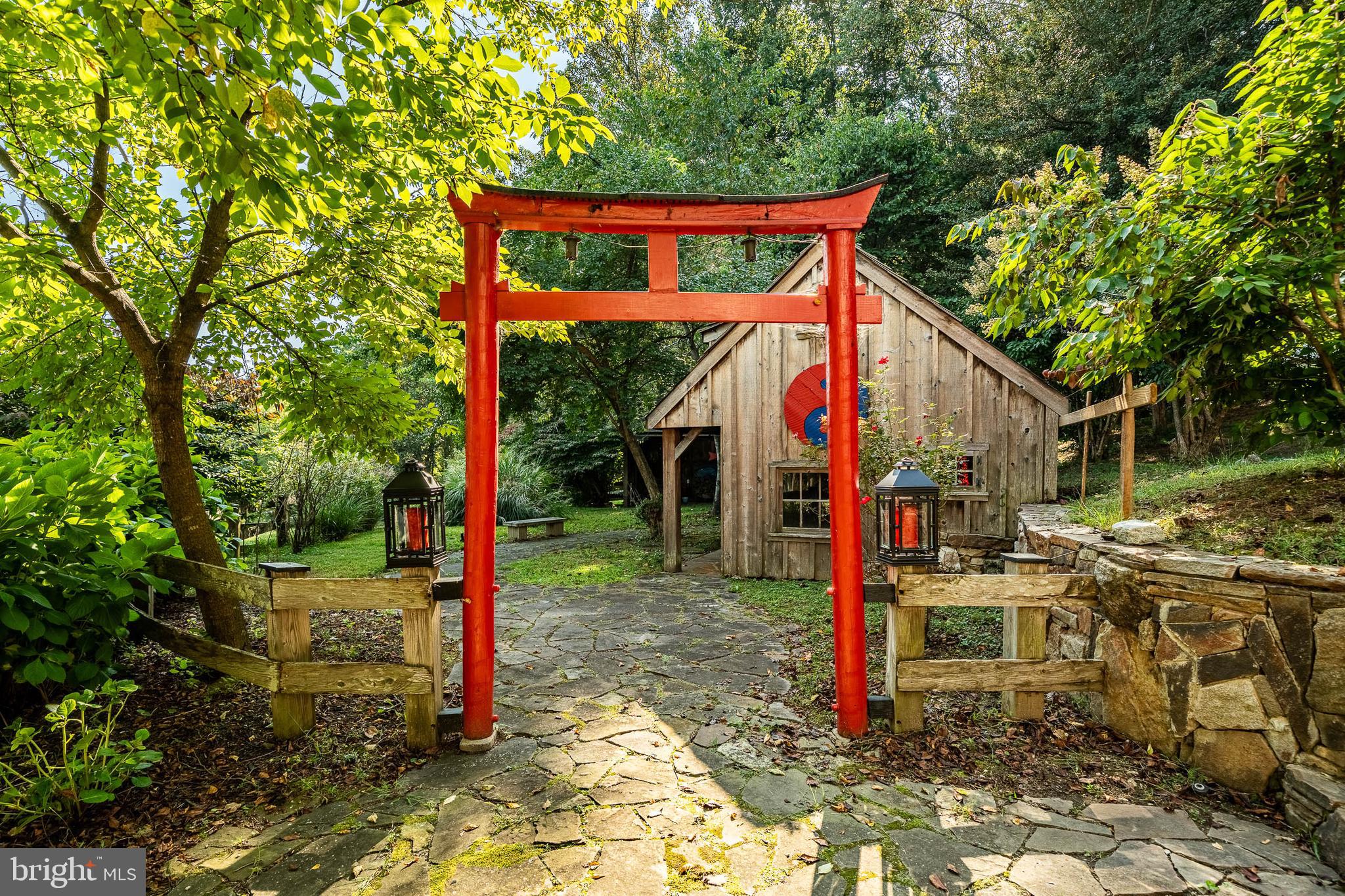 BRANDYWINE HUNT - Residential