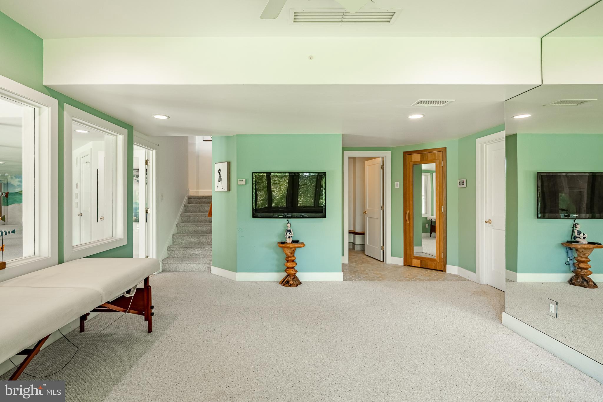 BRANDYWINE HUNT - Residential