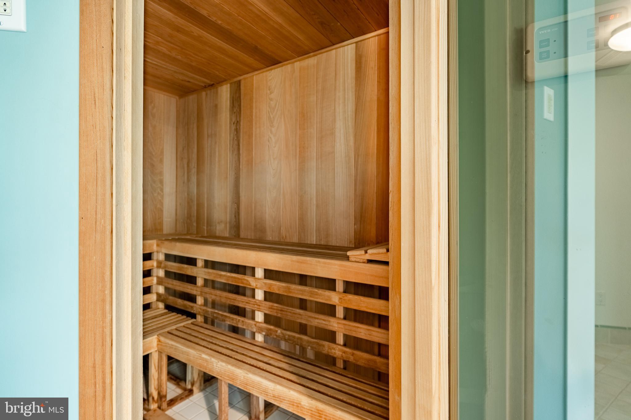 BRANDYWINE HUNT - Residential