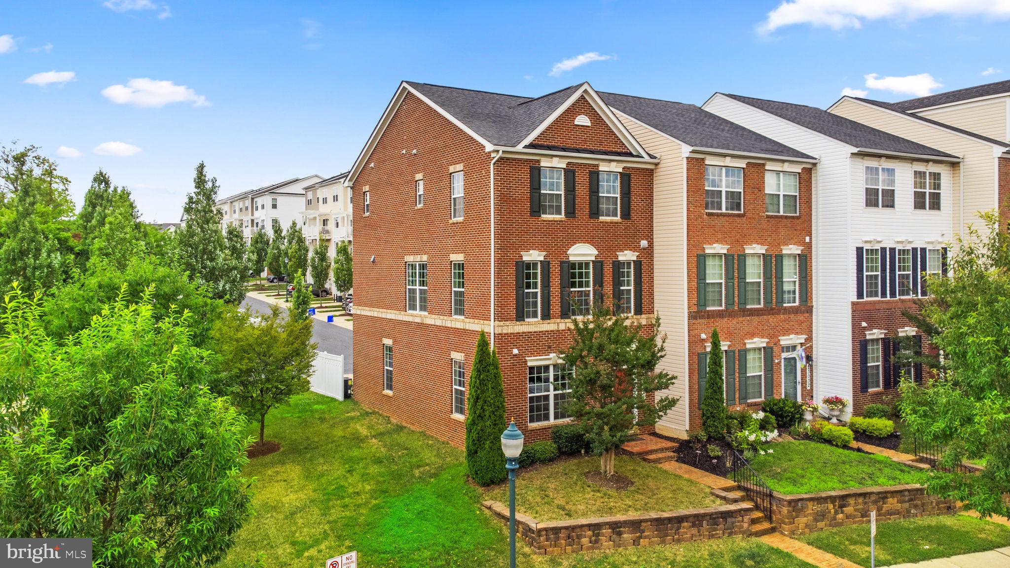 GREENWAY VILLAGE - Residential