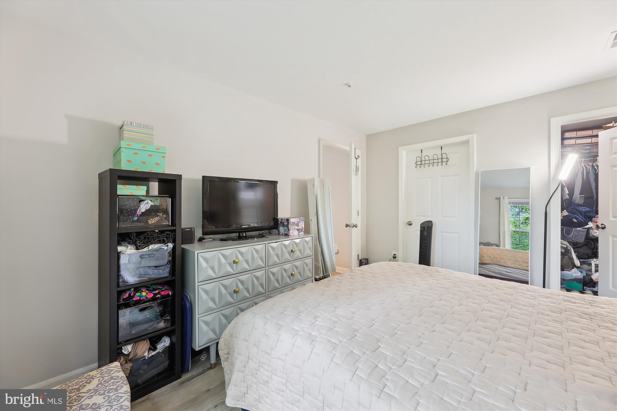 SUMMERHOUSE II CONDO - Residential Lease