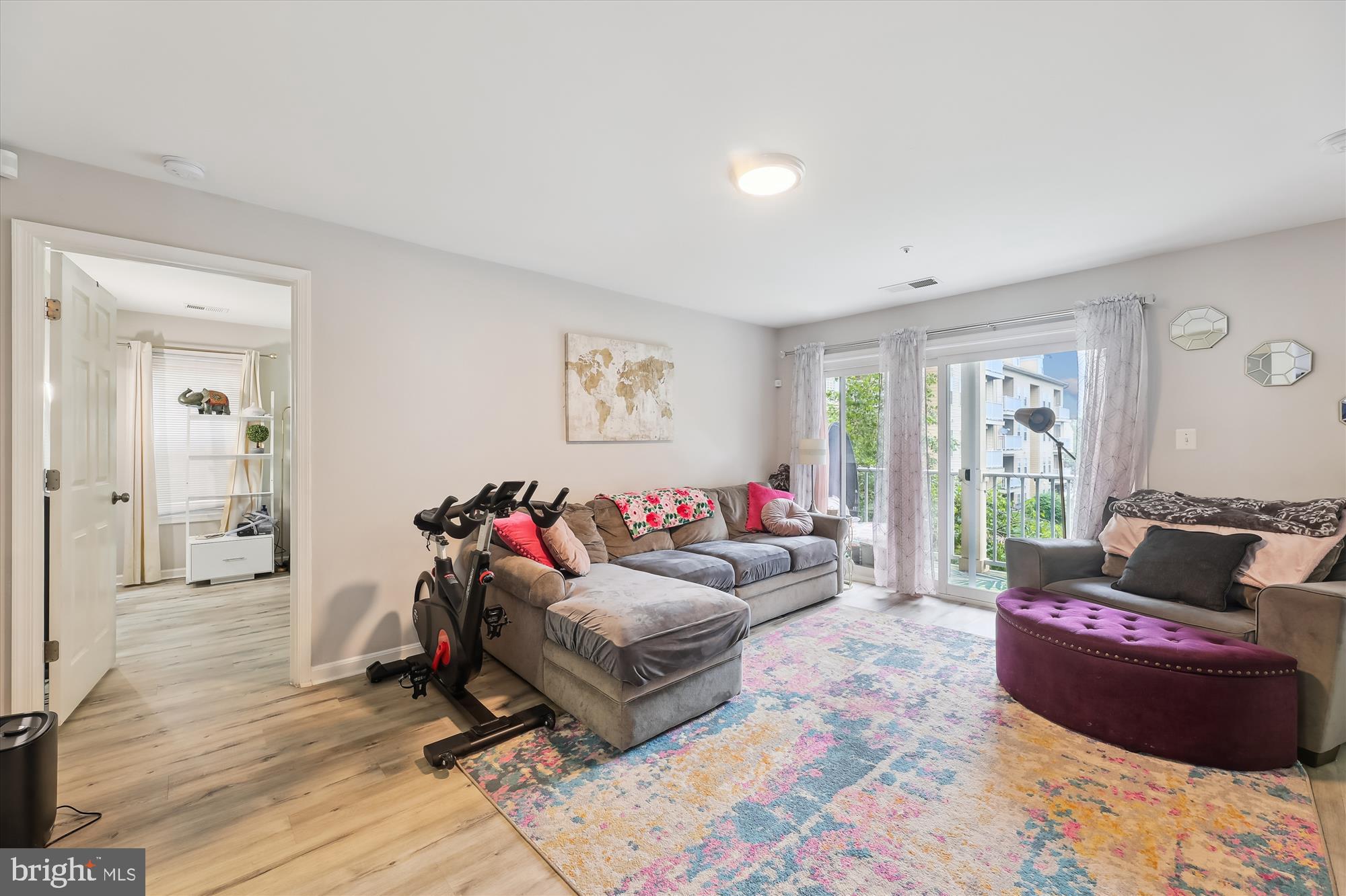 SUMMERHOUSE II CONDO - Residential Lease