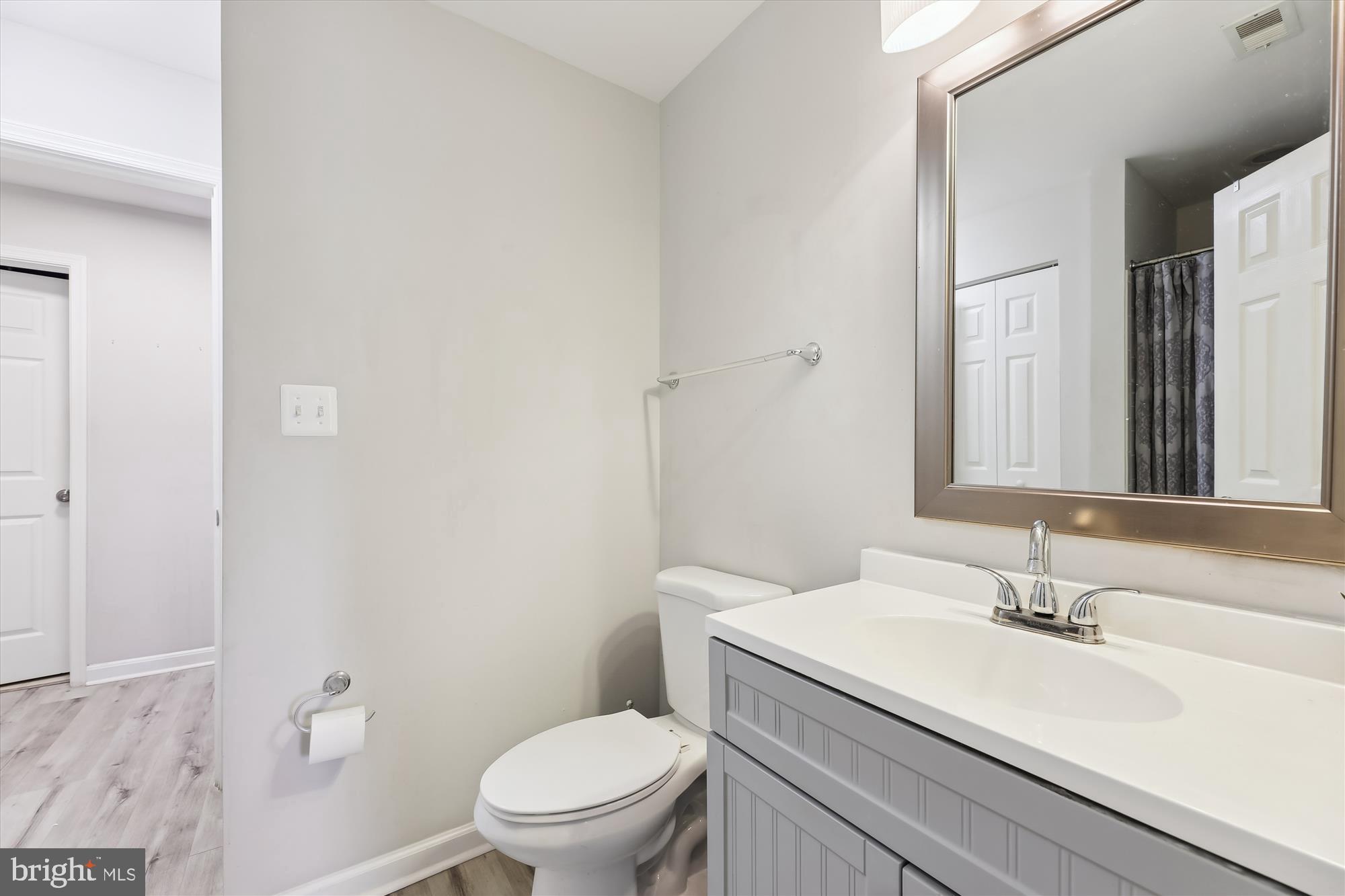 SUMMERHOUSE II CONDO - Residential Lease