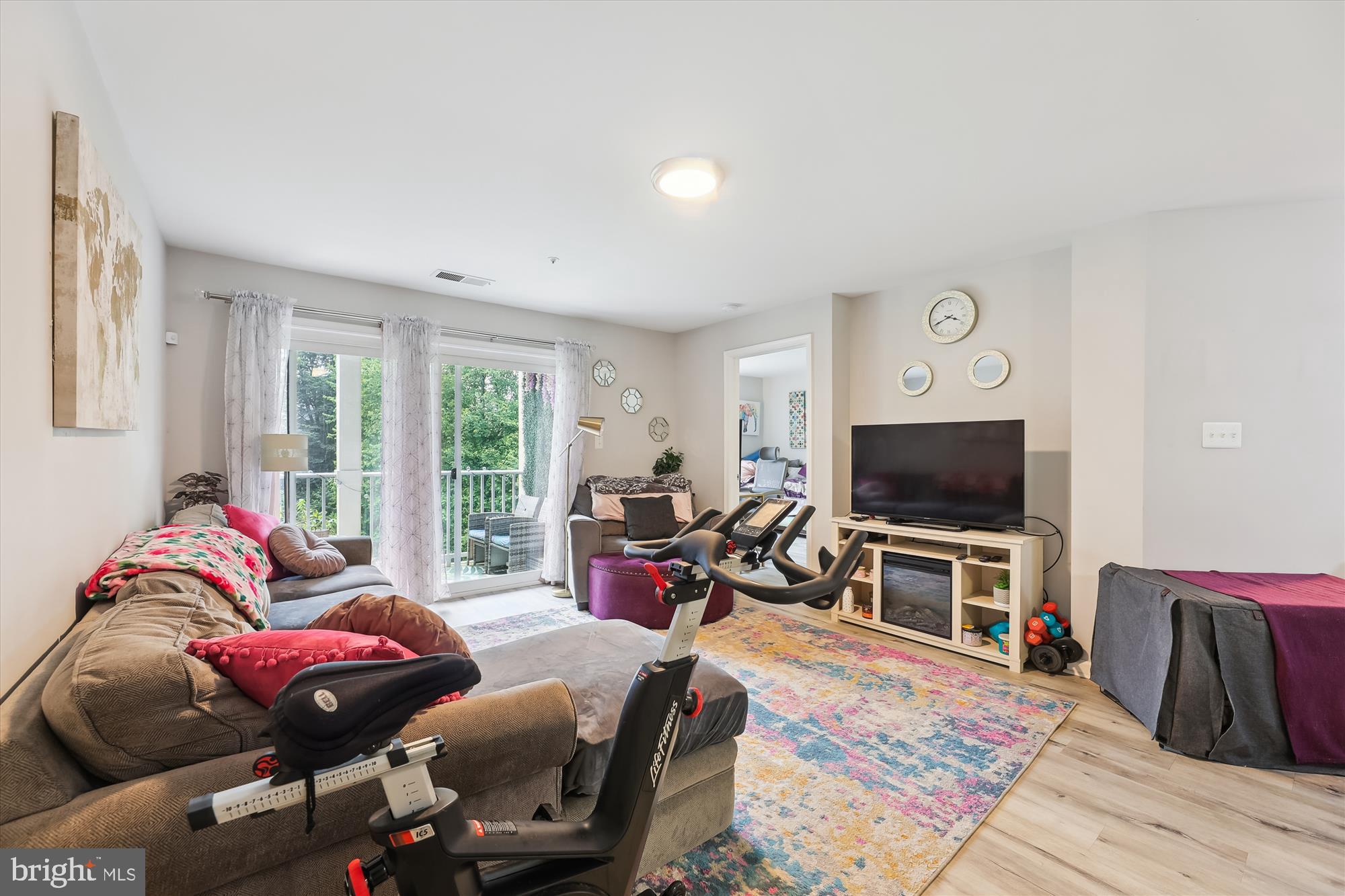 SUMMERHOUSE II CONDO - Residential Lease