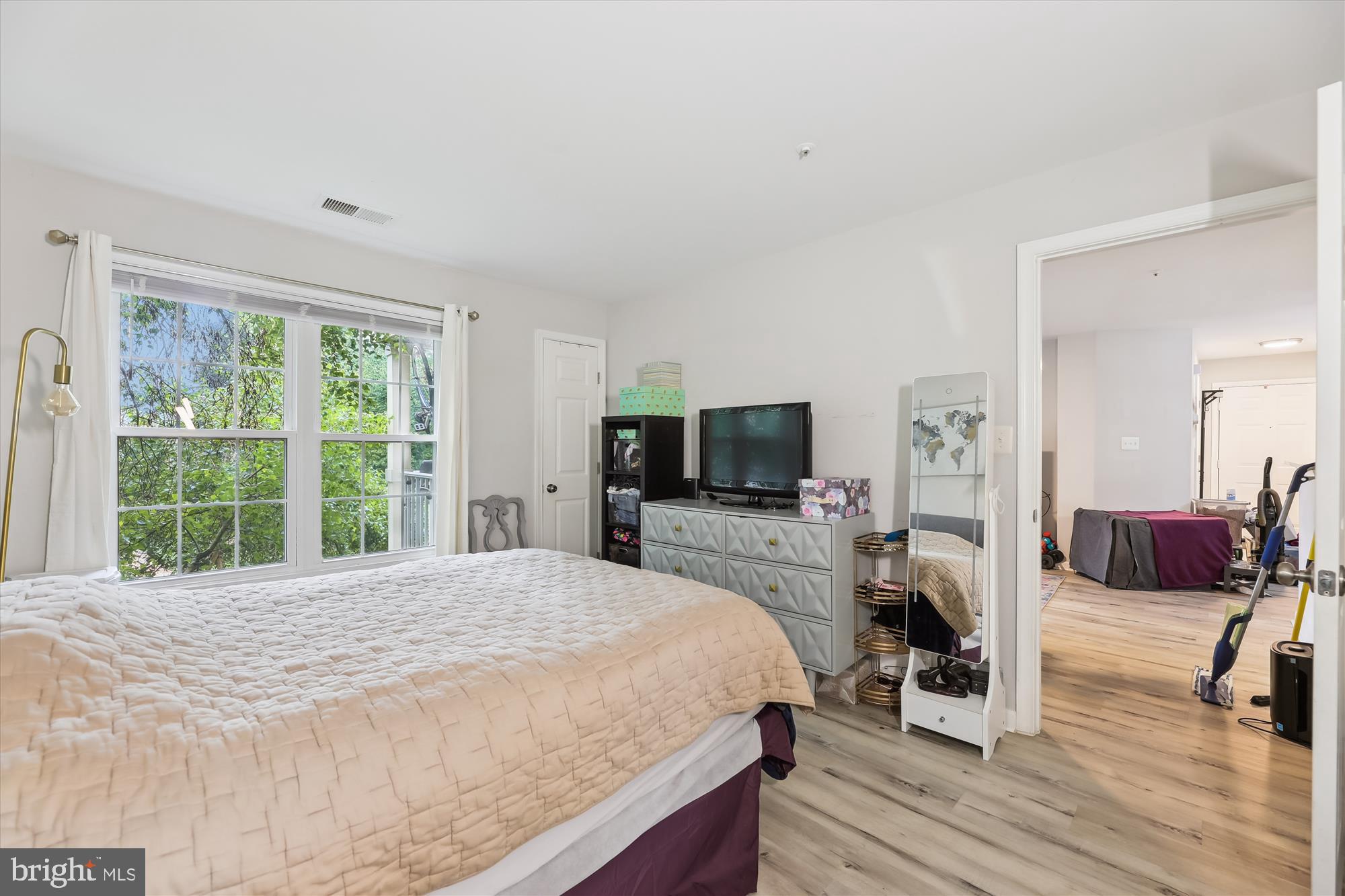 SUMMERHOUSE II CONDO - Residential Lease