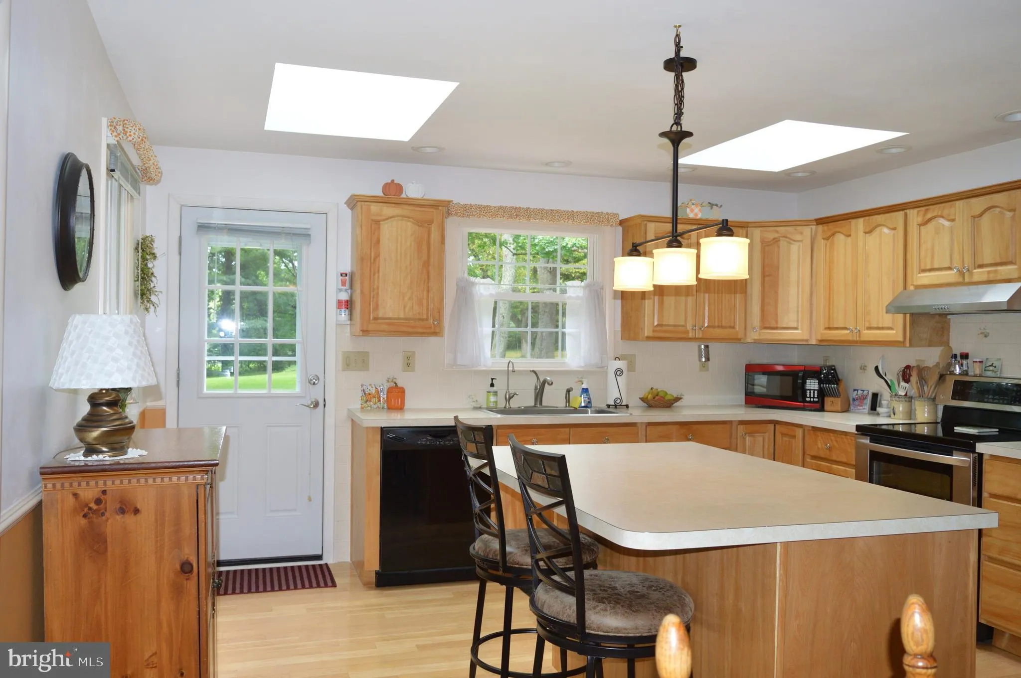 Newark, Delaware 19711, United States, 4 Bedrooms Bedrooms, ,3 BathroomsBathrooms,Residential,Coming Soon,175900