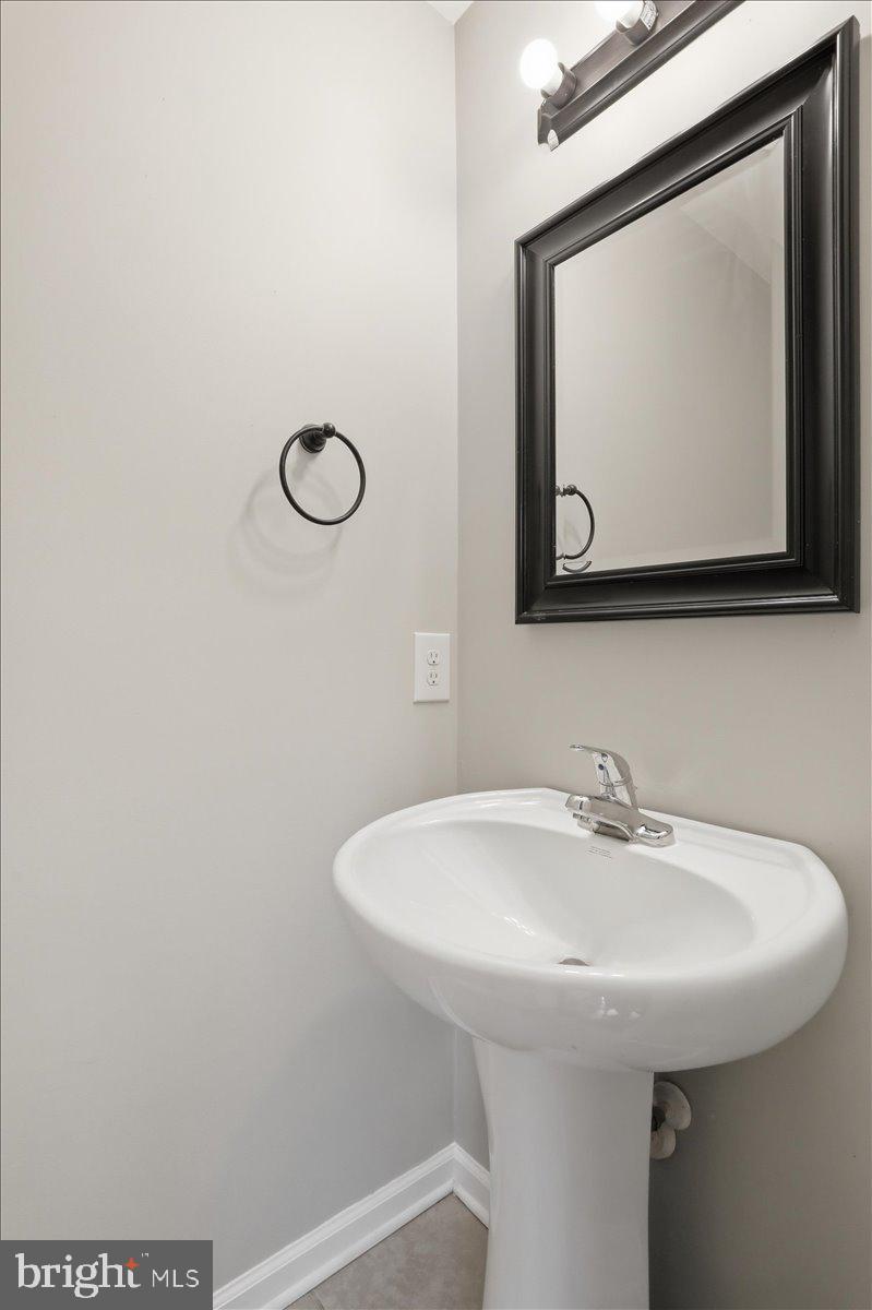 TABLER STATION MANOR - Residential