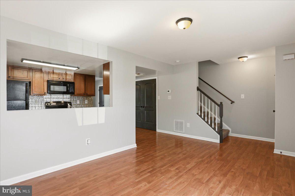 TABLER STATION MANOR - Residential