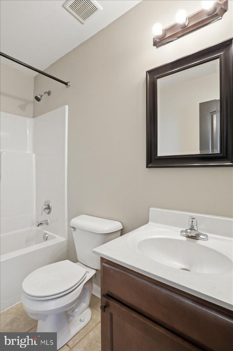 TABLER STATION MANOR - Residential
