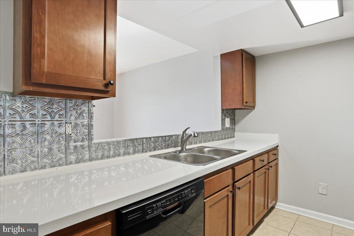 TABLER STATION MANOR - Residential
