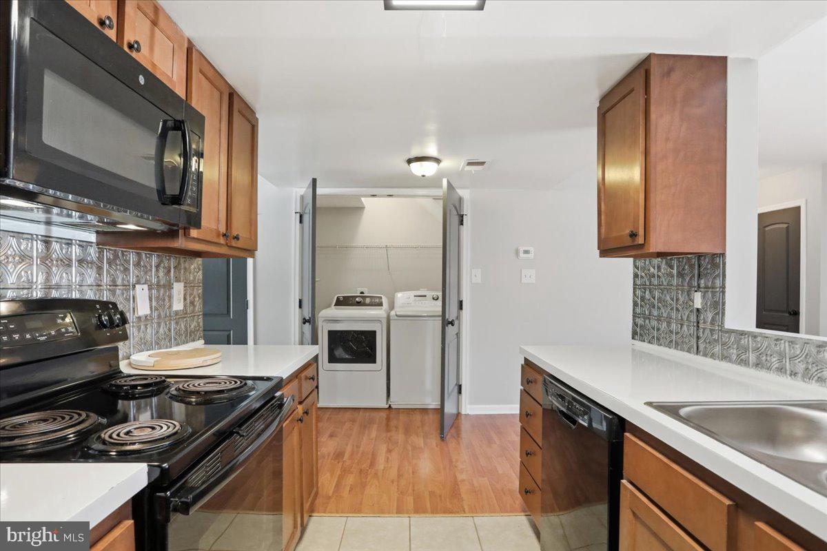 TABLER STATION MANOR - Residential