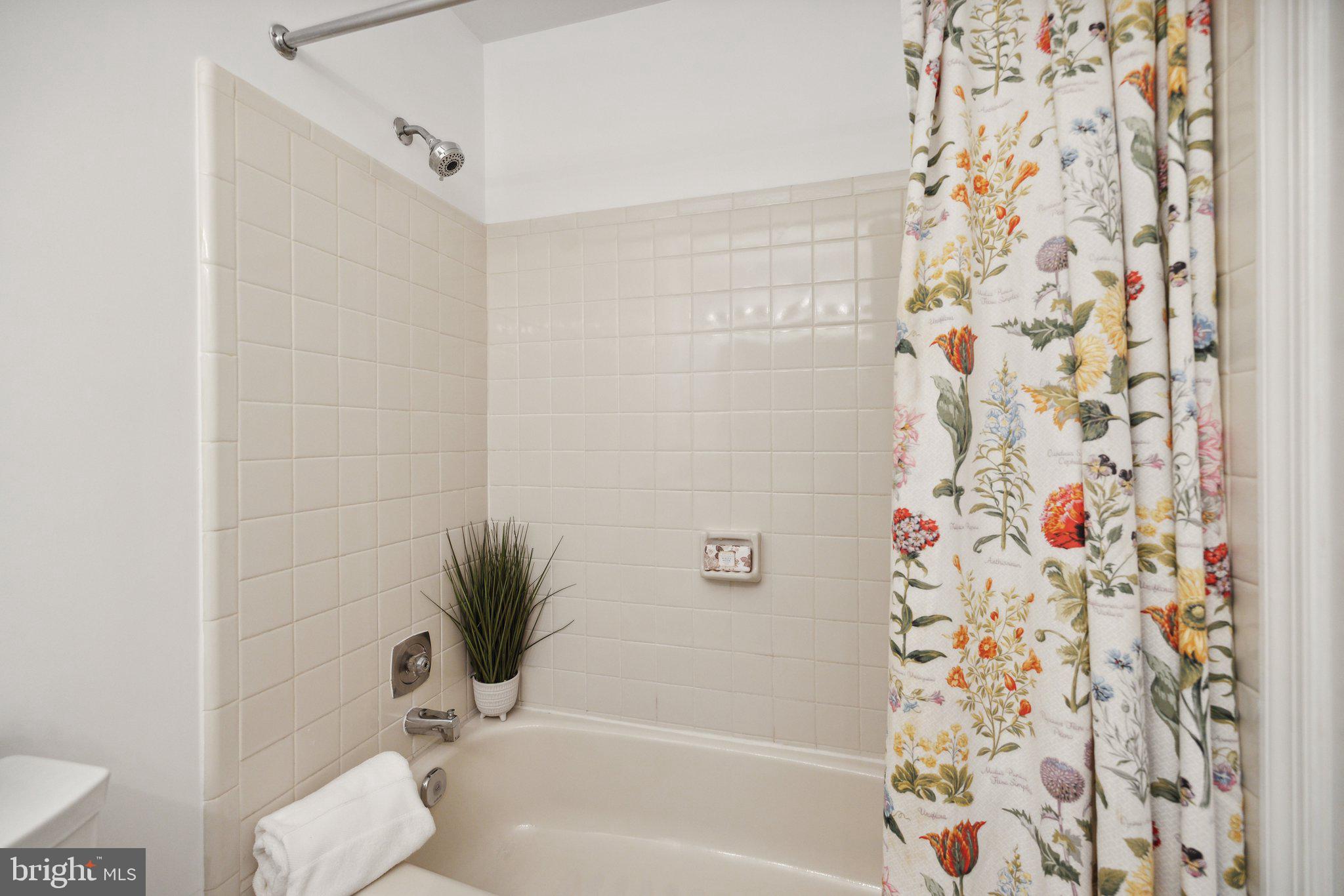 ROCK CREEK HILLS - Residential