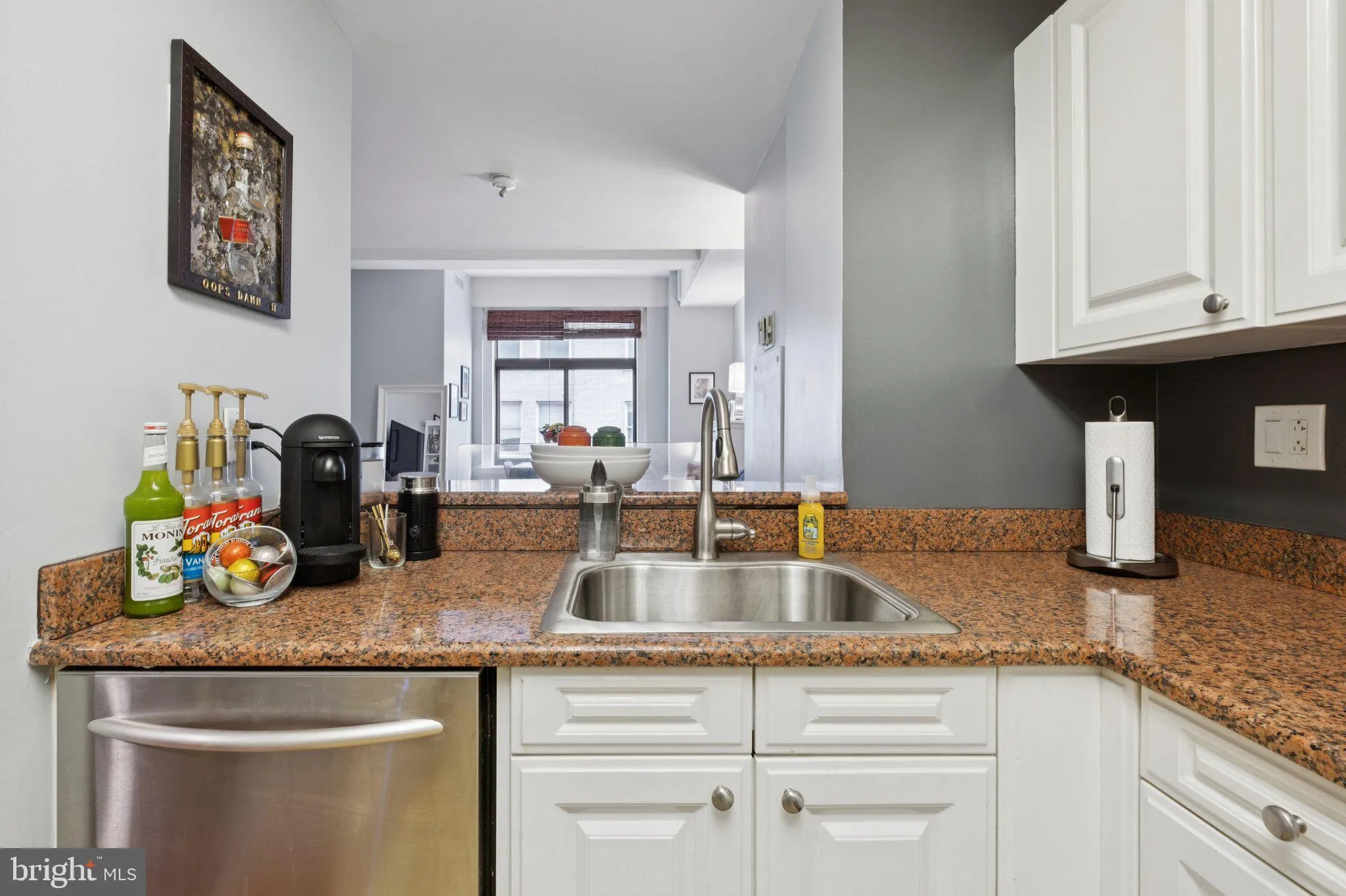 Philadelphia, Pennsylvania 19102, United States, 1 Bedroom Bedrooms, ,1 BathroomBathrooms,Residential,Active,229707