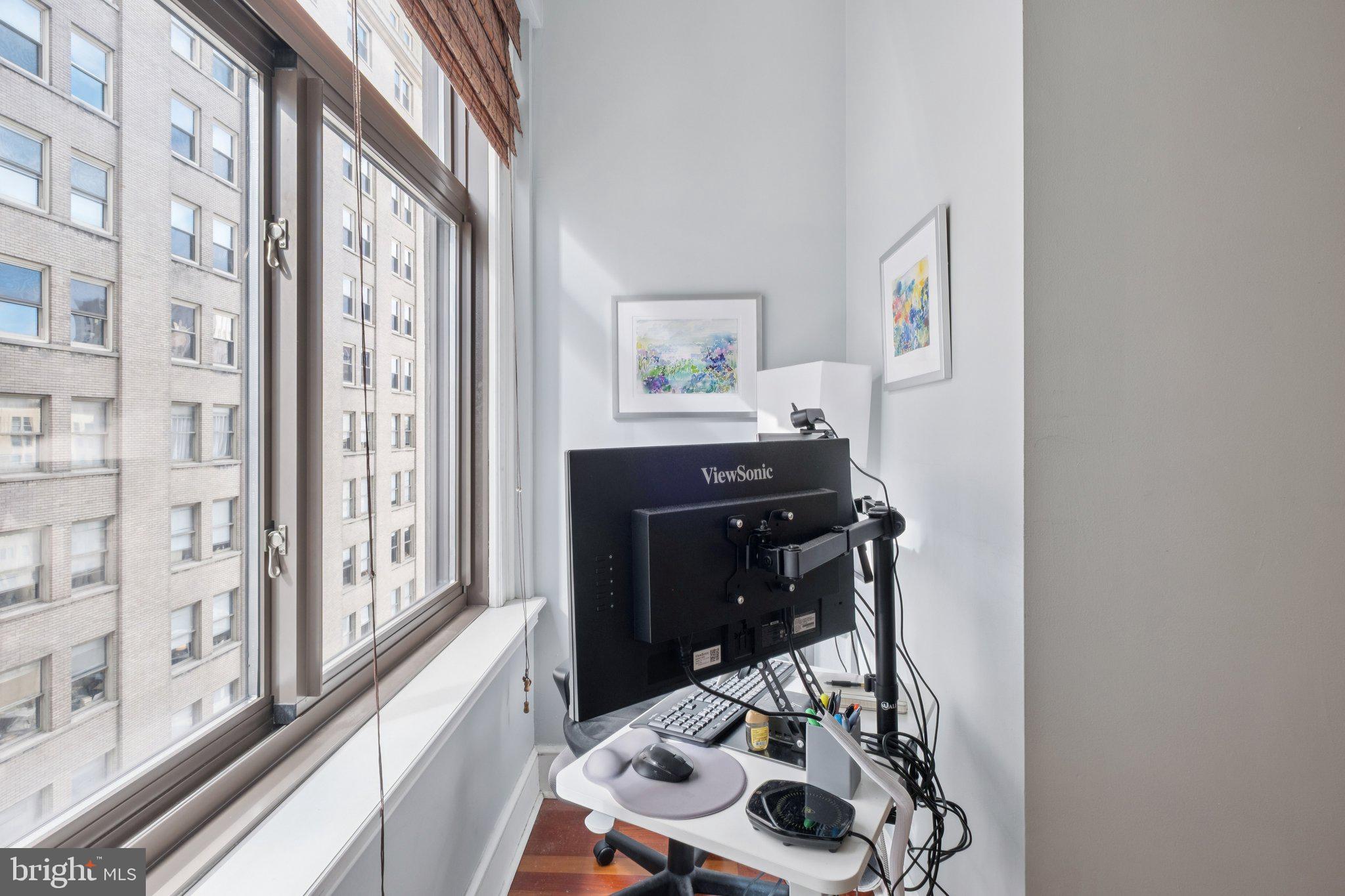 AVENUE OF THE ARTS - Residential