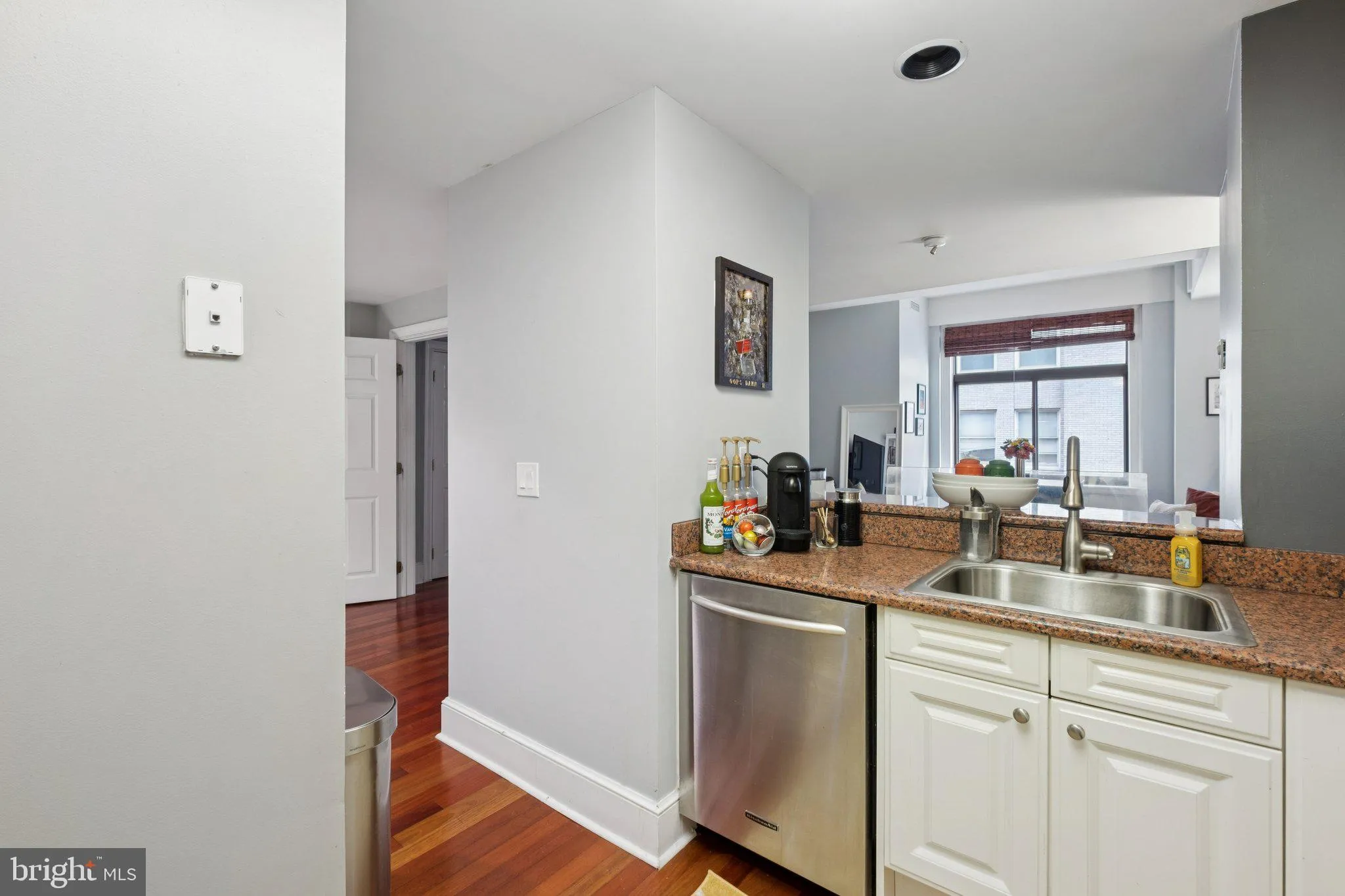 Philadelphia, Pennsylvania 19102, United States, 1 Bedroom Bedrooms, ,1 BathroomBathrooms,Residential,Active,229707