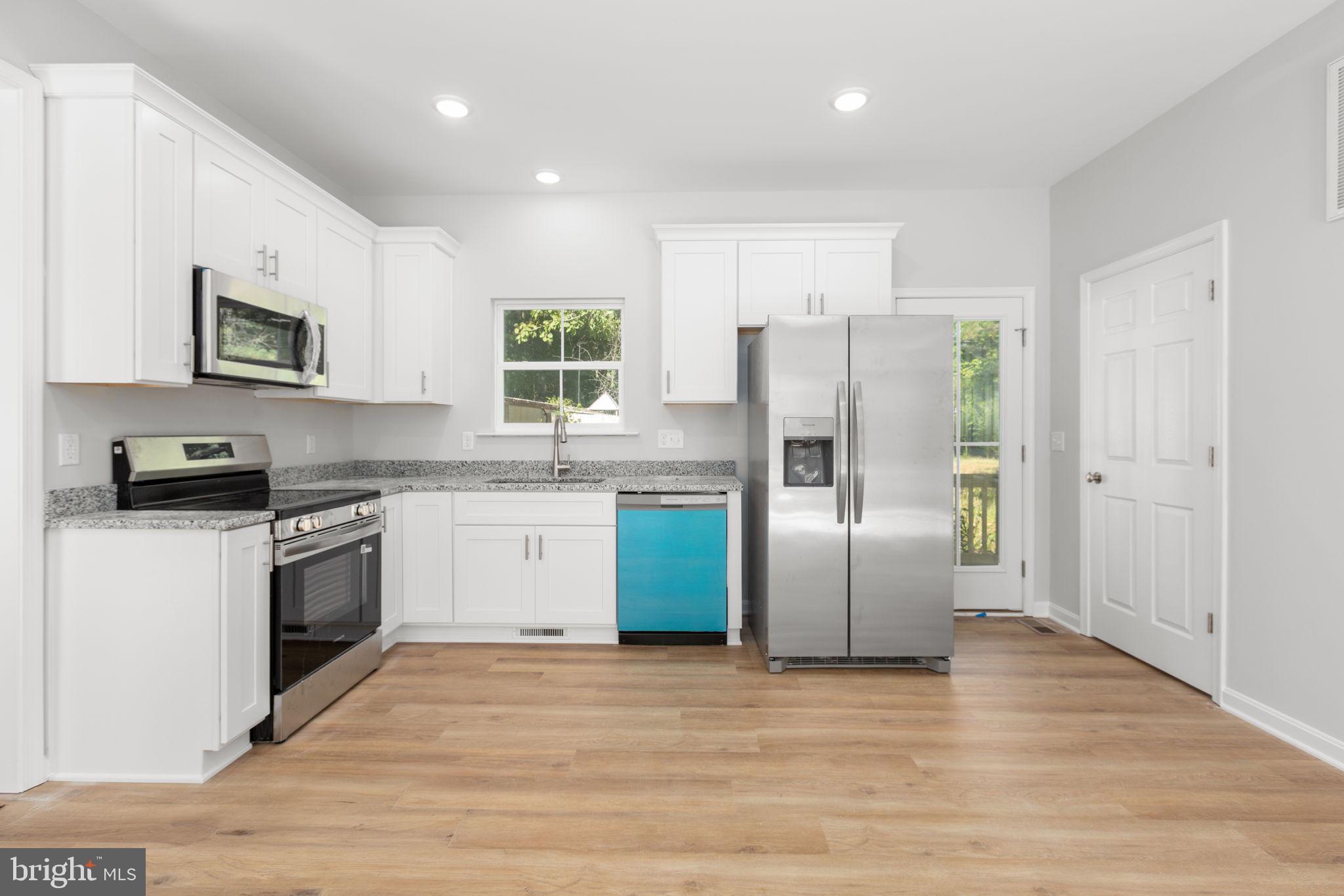 2 MONTICELLO DRIVE