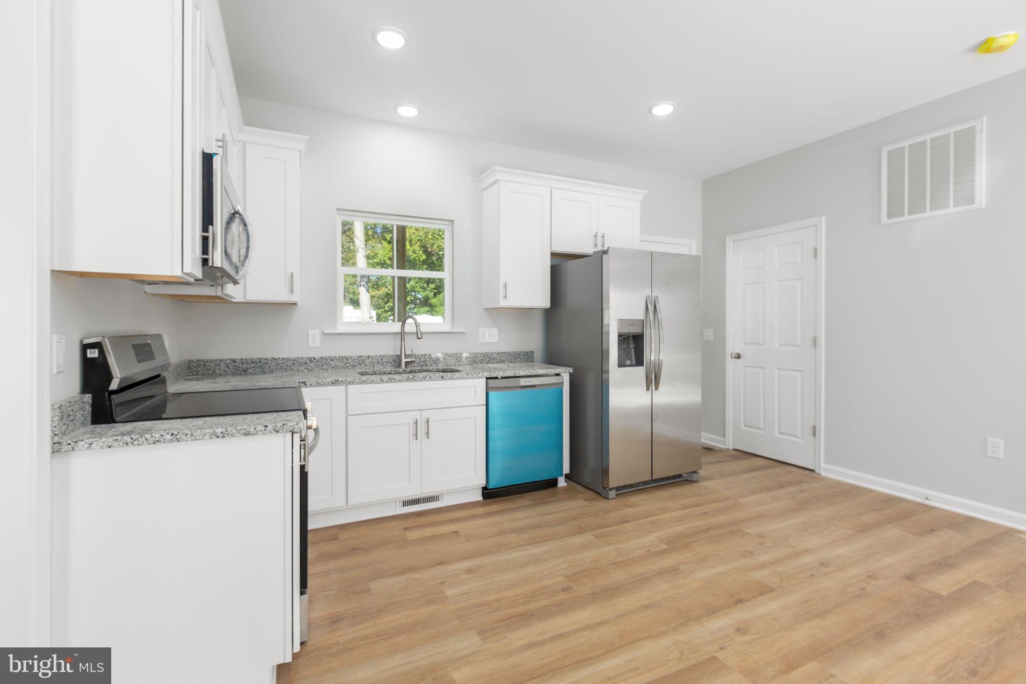 2 MONTICELLO DRIVE