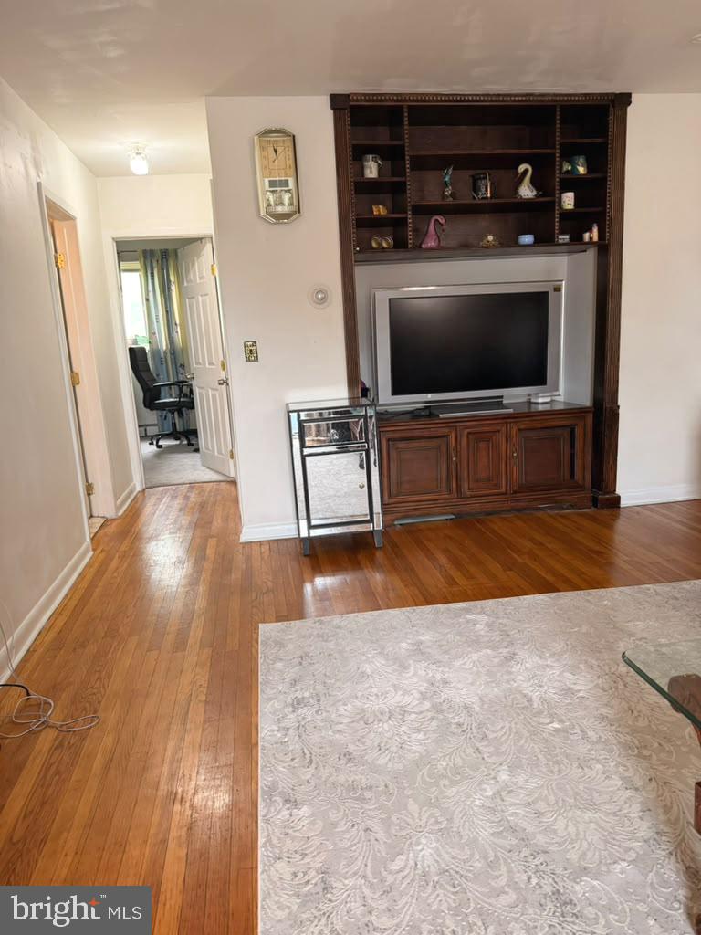 1016 W BALTIMORE PIKE B-5