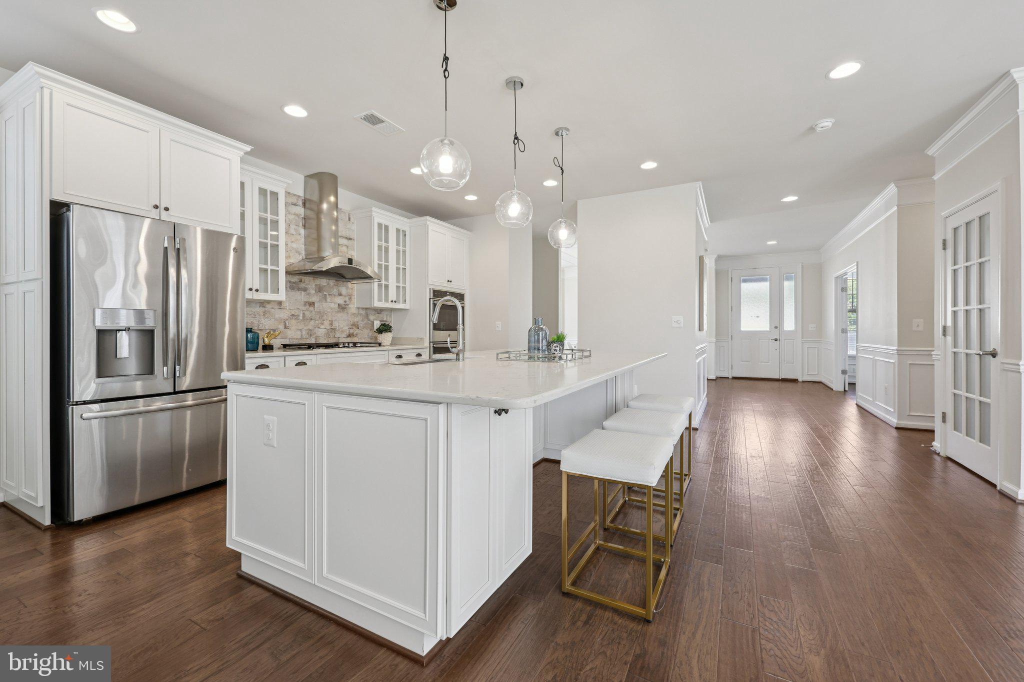 MEADOWBROOK - Residential