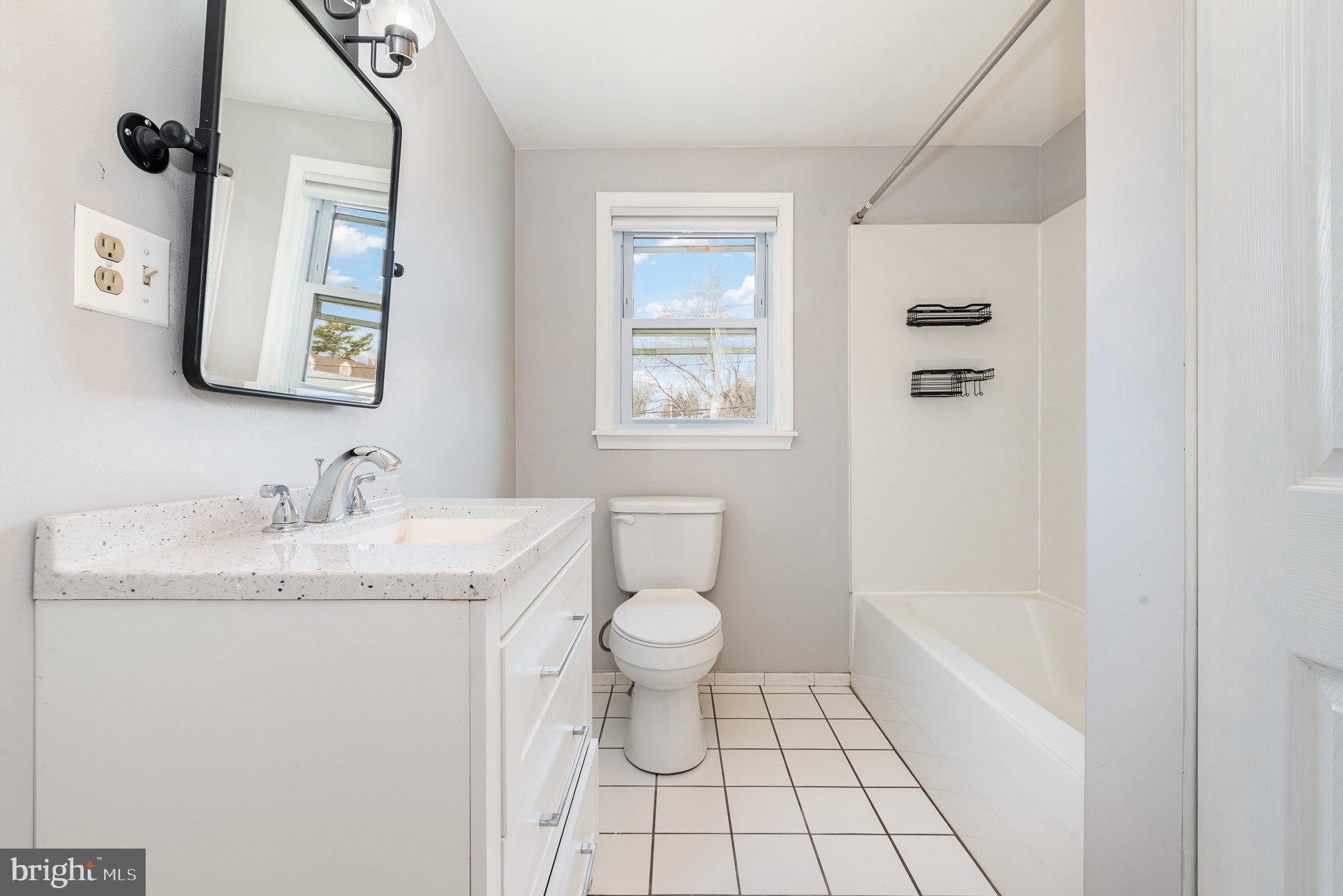 OAK HILLS - Residential Lease