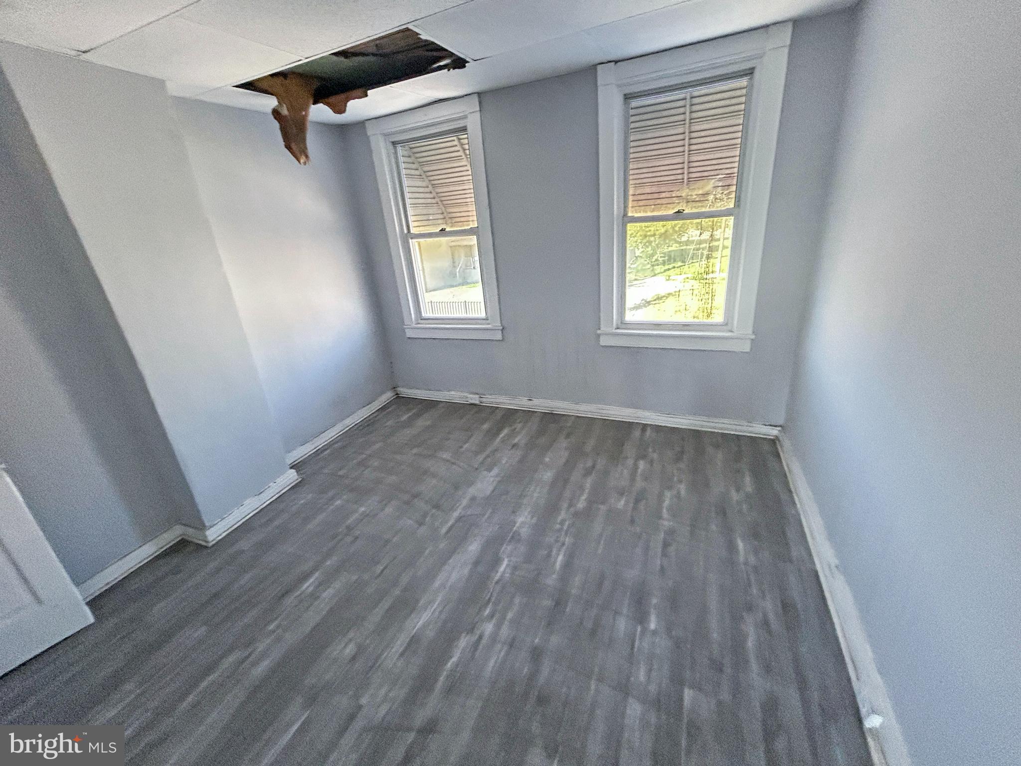 SANDTOWN-WINCHESTER - Residential