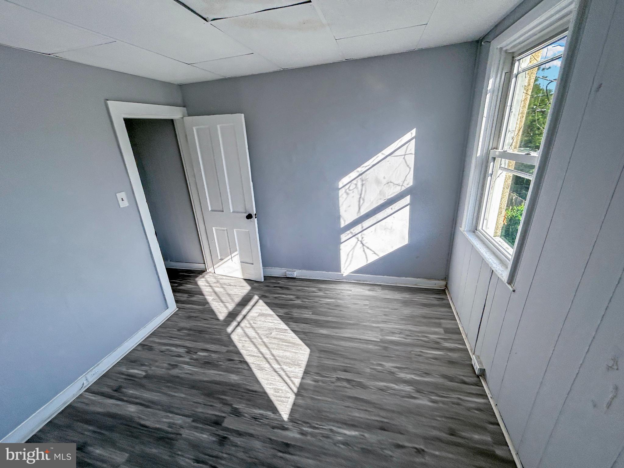 SANDTOWN-WINCHESTER - Residential