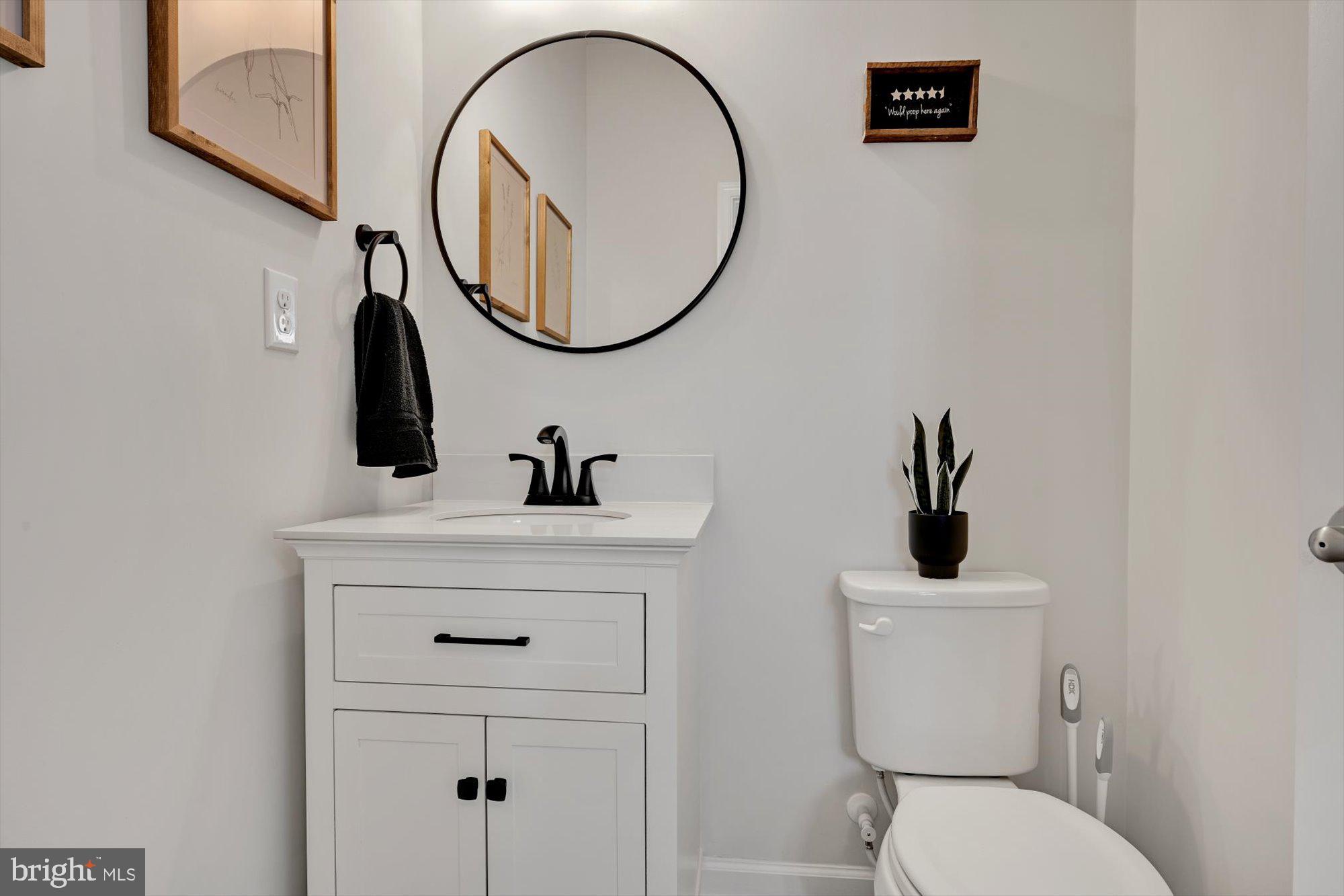 MONTGOMERY VIEW - Residential