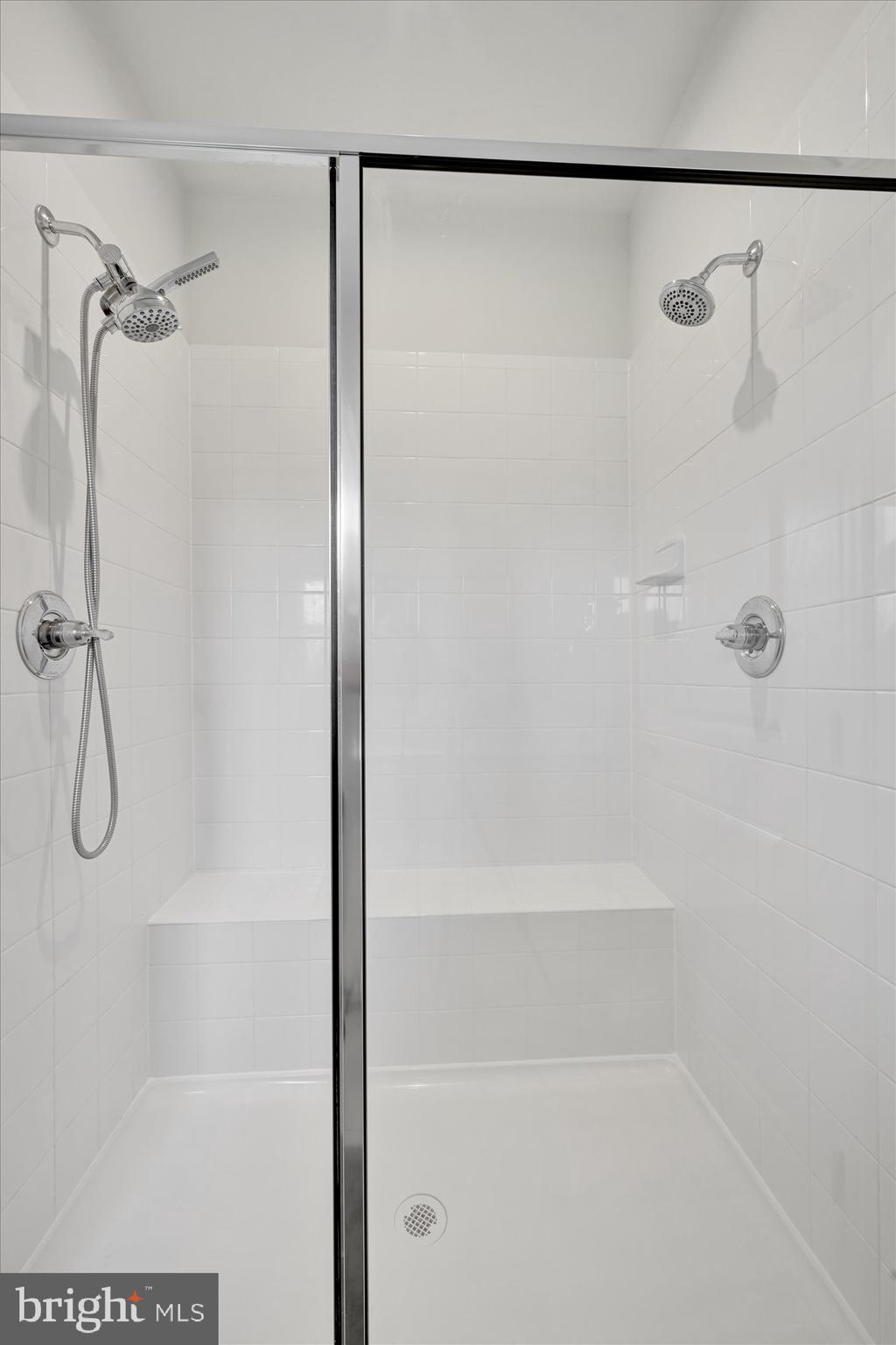 MONTGOMERY VIEW - Residential