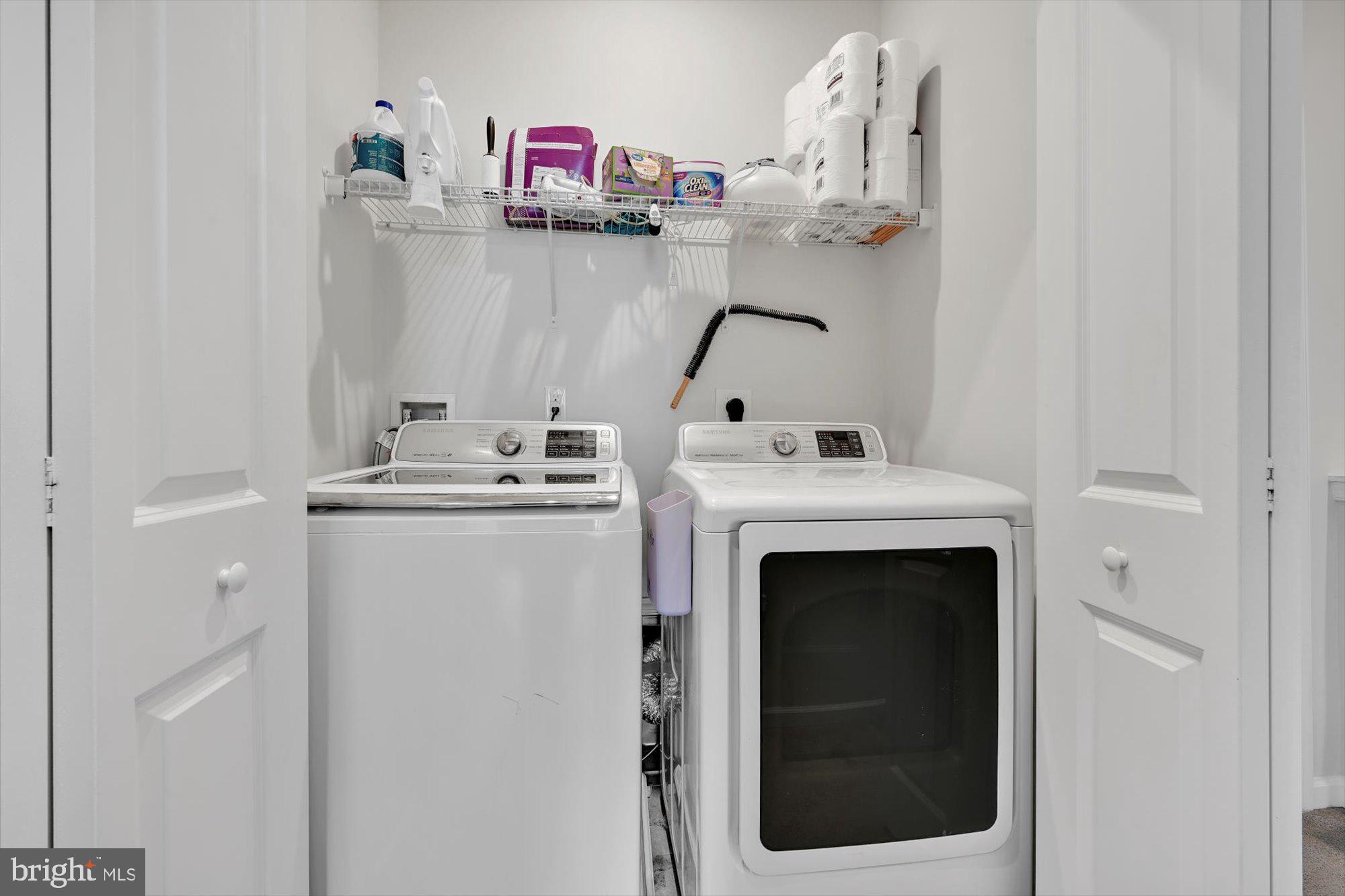 MONTGOMERY VIEW - Residential