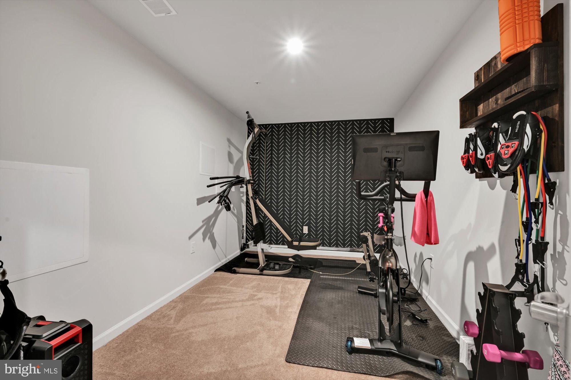 MONTGOMERY VIEW - Residential