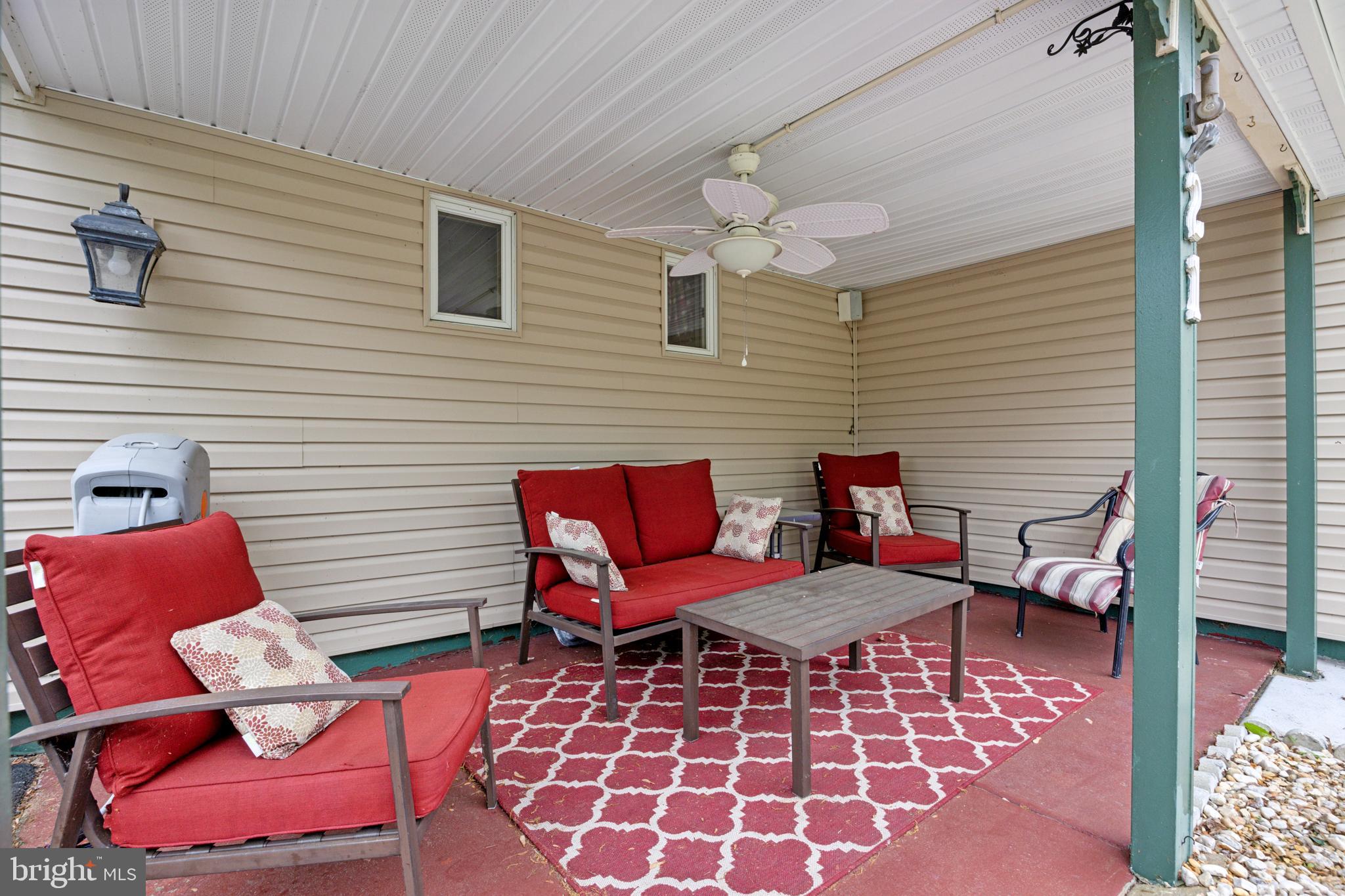 FEASTERVILLE - Residential